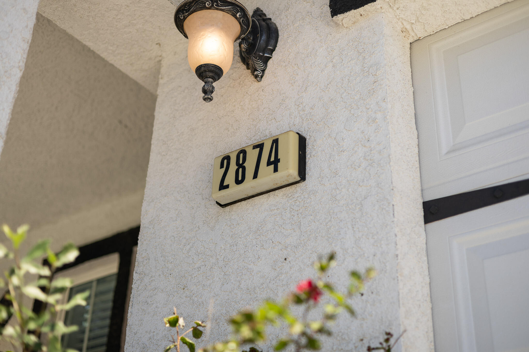 2874 W Porter Ave, Visalia, CA 93291
