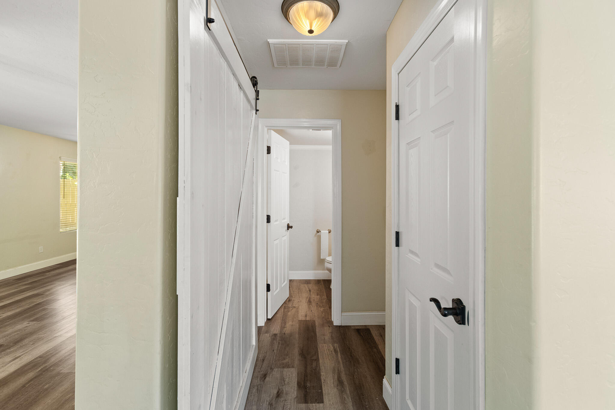 2874 W Porter Ave, Visalia, CA 93291