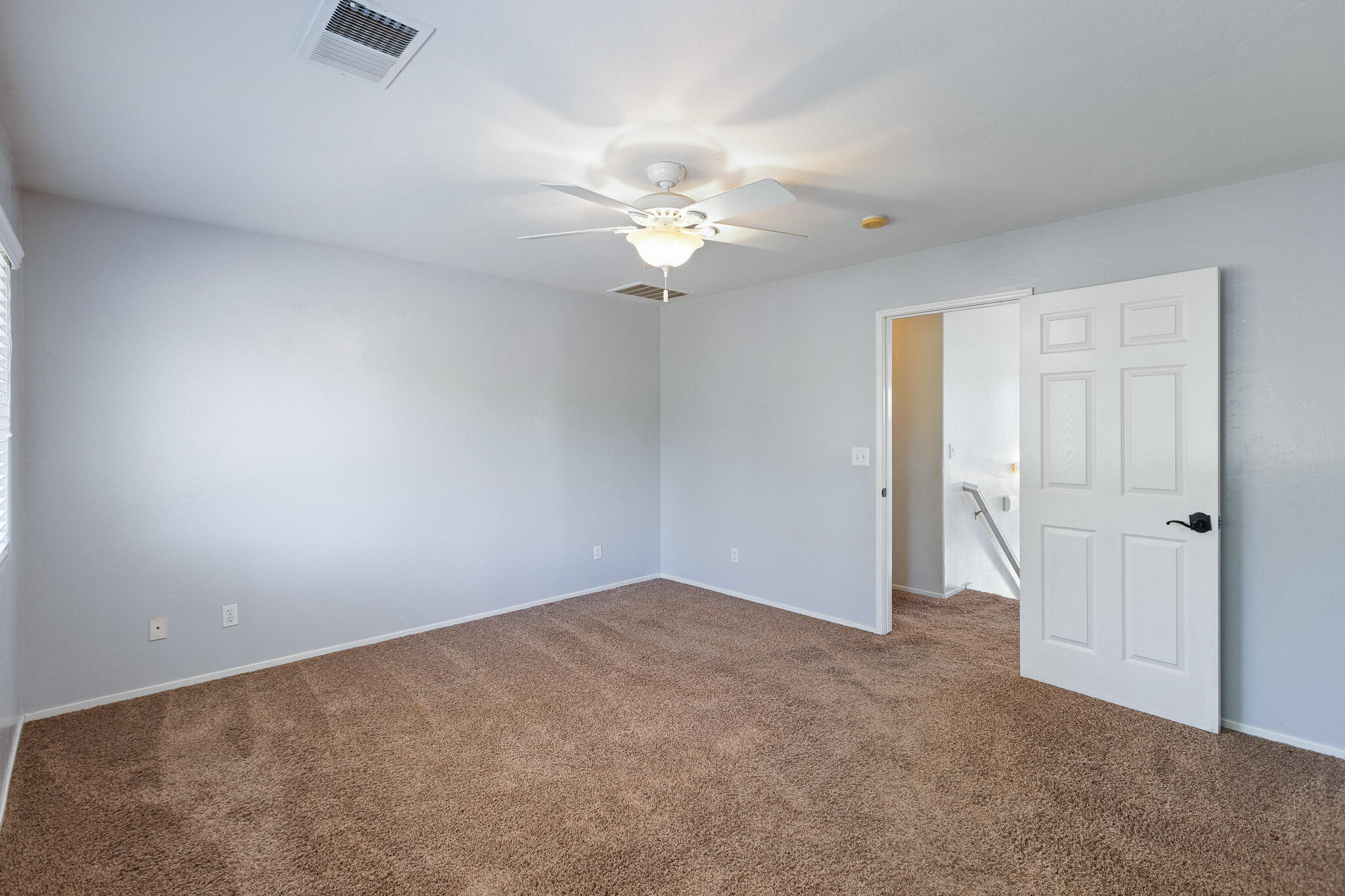 2874 W Porter Ave, Visalia, CA 93291
