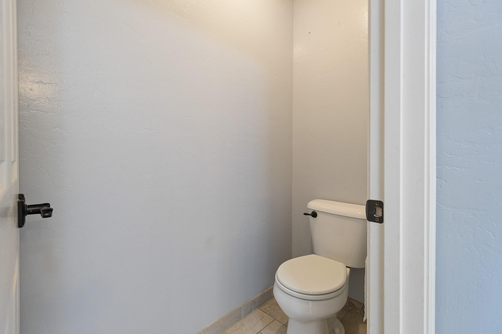 2874 W Porter Ave, Visalia, CA 93291