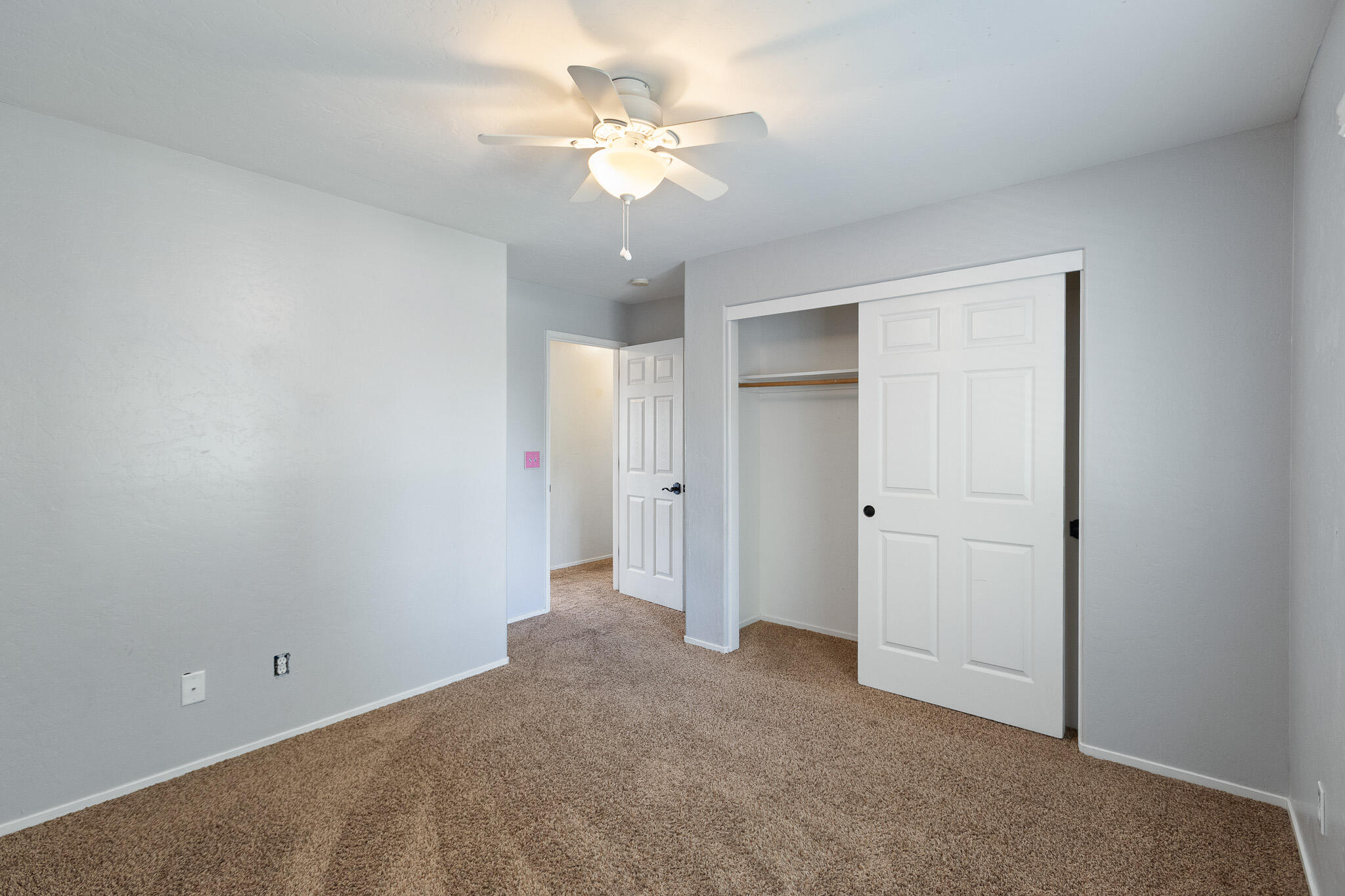 2874 W Porter Ave, Visalia, CA 93291
