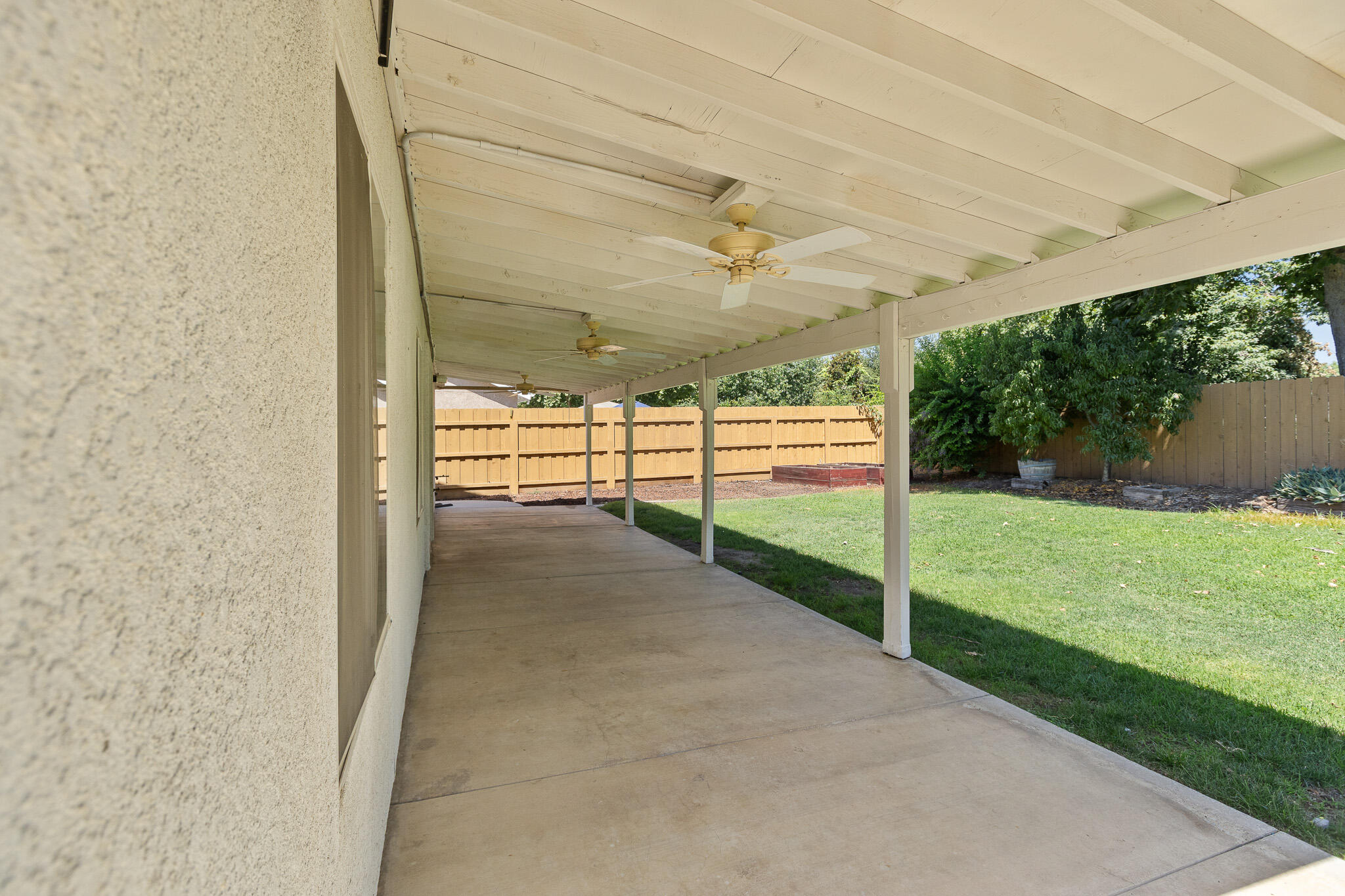 2874 W Porter Ave, Visalia, CA 93291