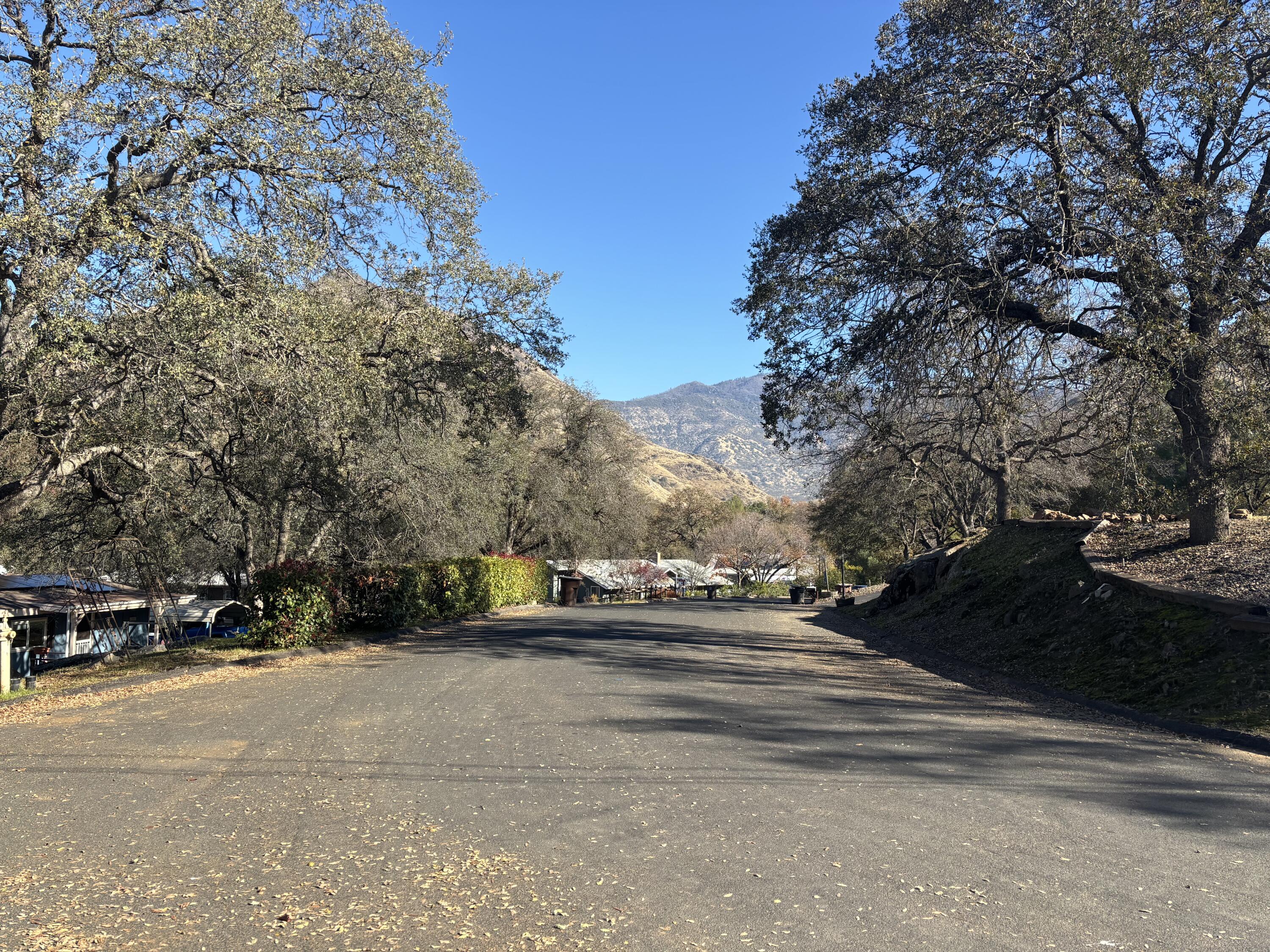 0 Meadow Dr, Three Rivers, CA 93271