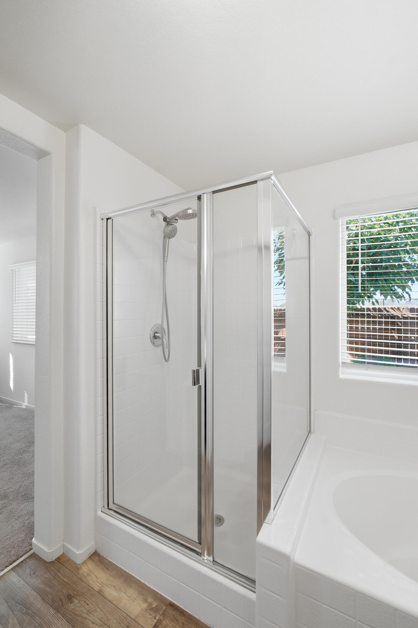 617 Sarah Ln, Dinuba, CA 93618