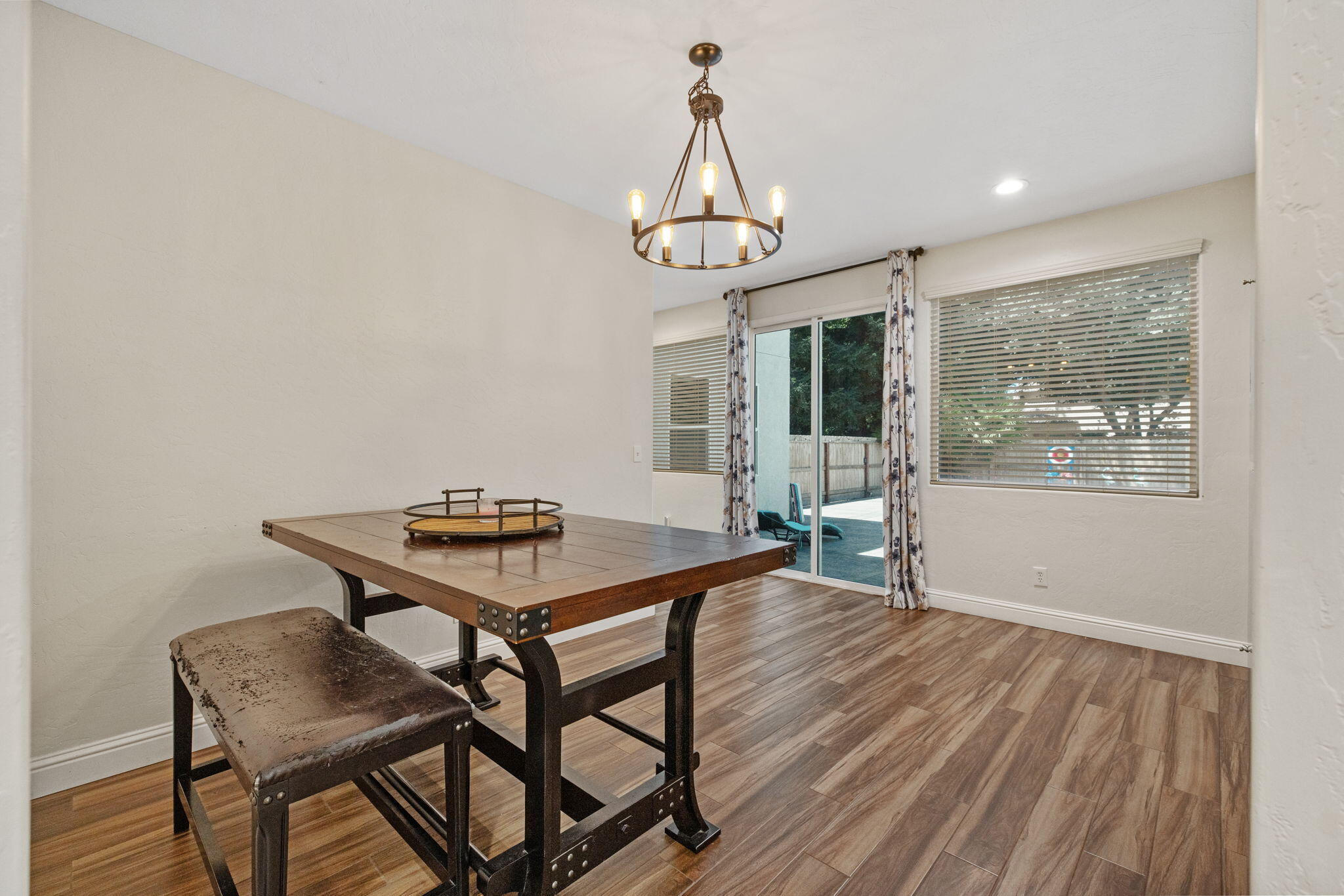 3320 W Glendale Ave, Visalia, CA 93291