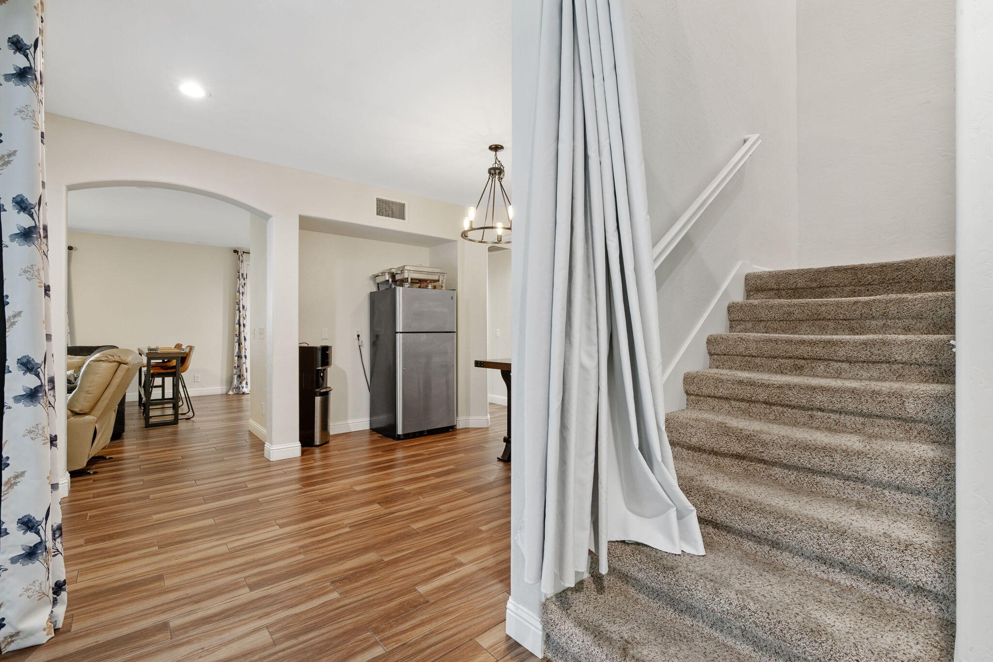 3320 W Glendale Ave, Visalia, CA 93291