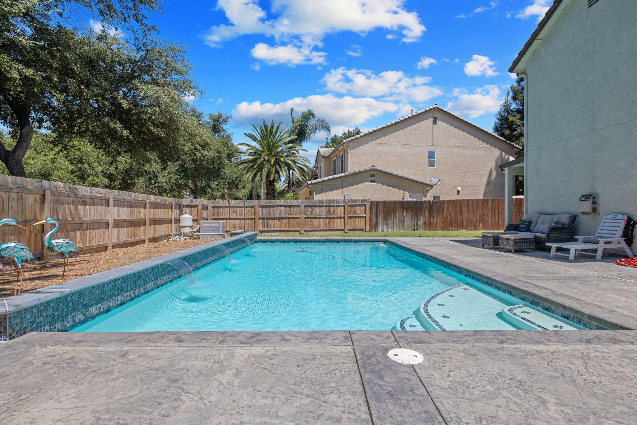 3320 W Glendale Ave, Visalia, CA 93291