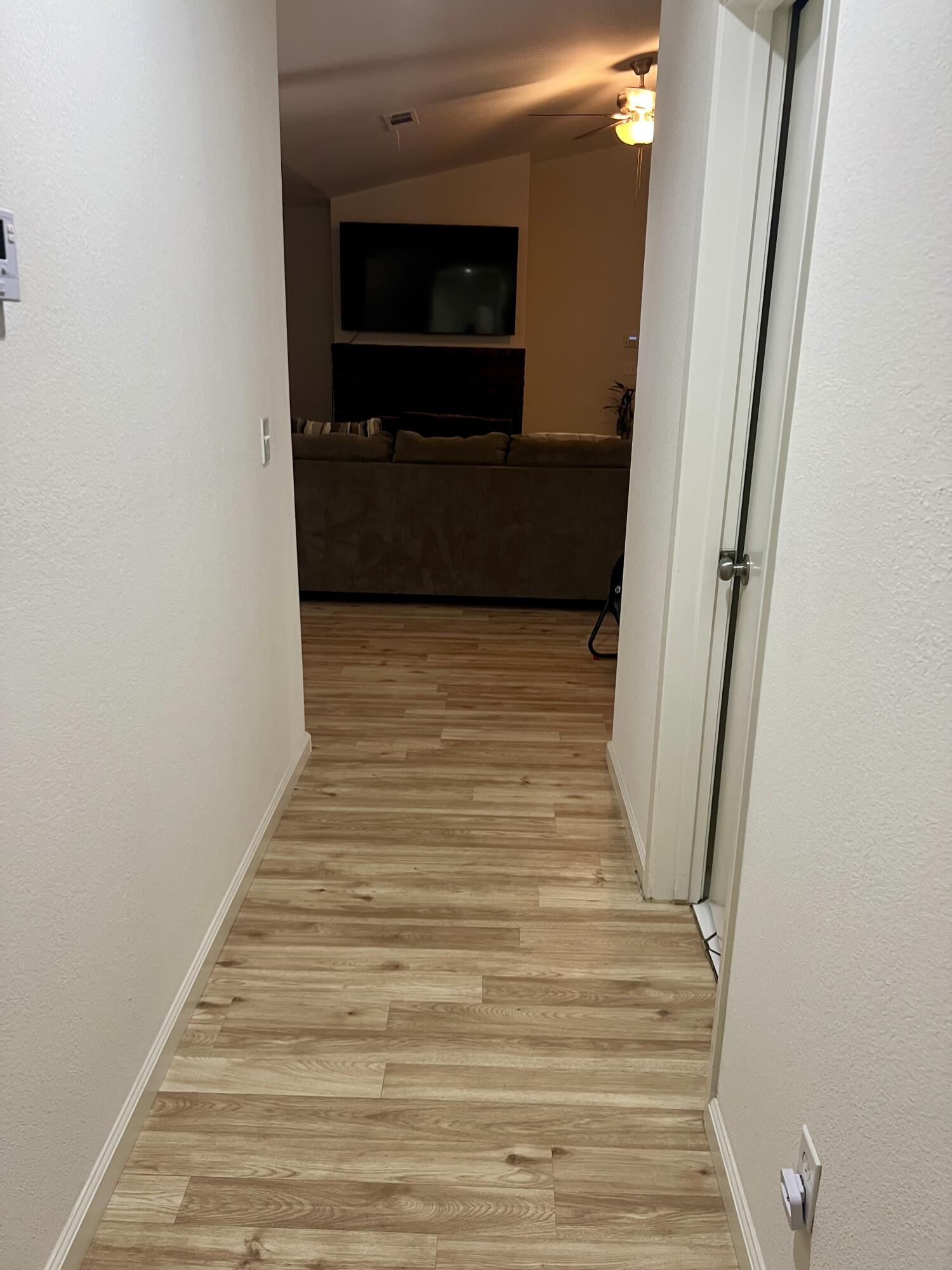 1876 Plymouth Ave, Tulare, CA 93274