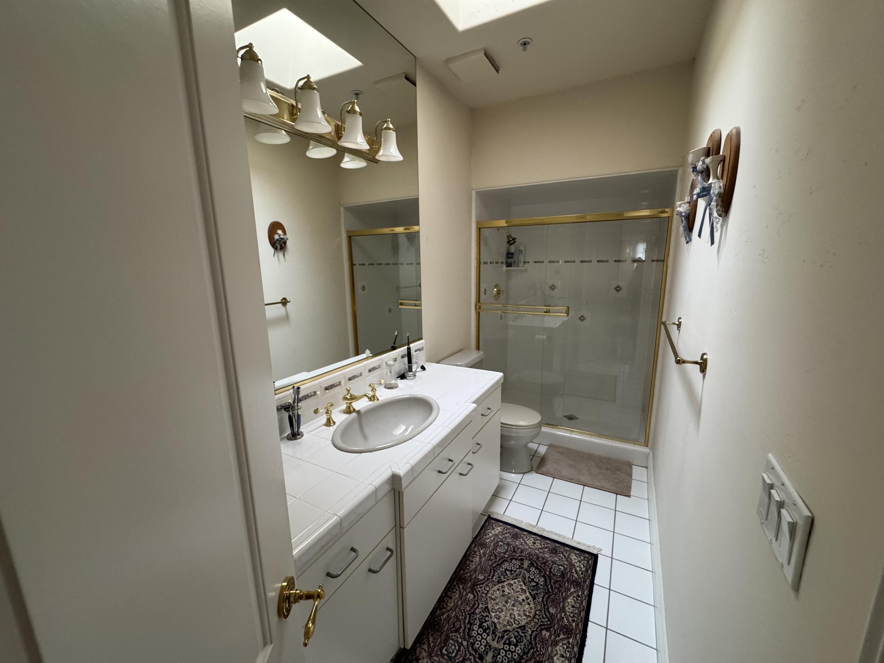 17485 Dillon Ct, Porterville, CA 93257