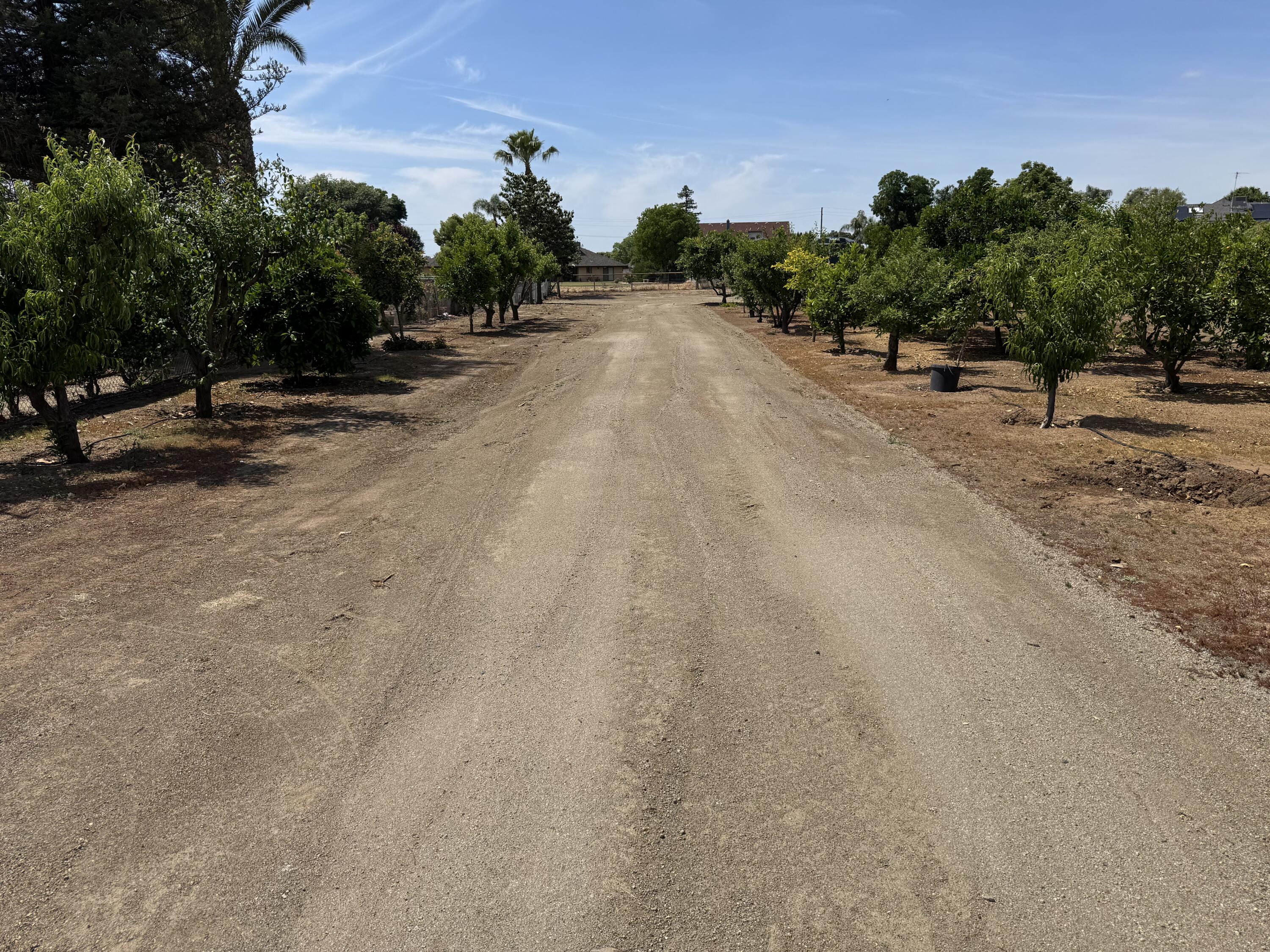 17485 Dillon Ct, Porterville, CA 93257