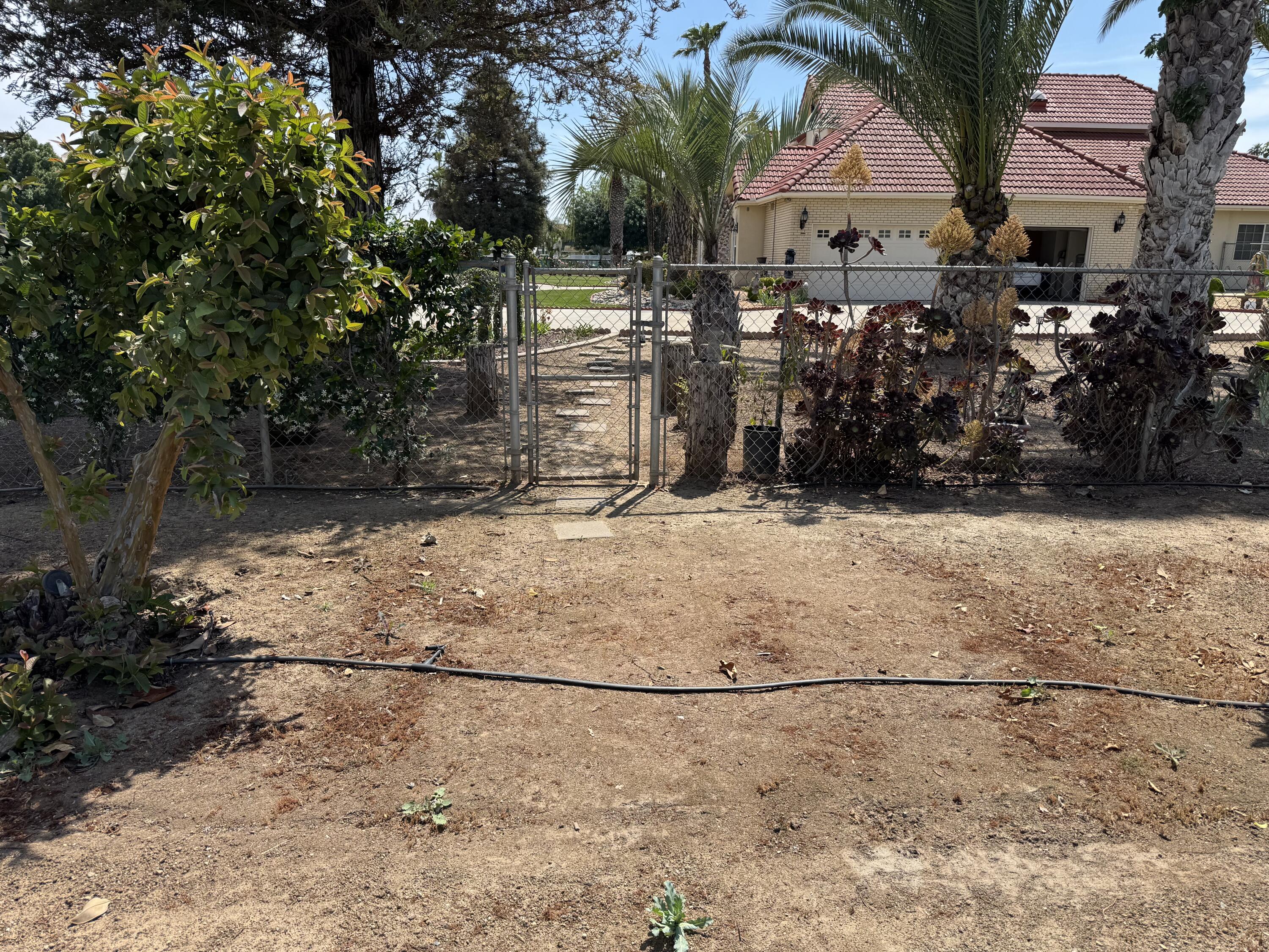 17485 Dillon Ct, Porterville, CA 93257