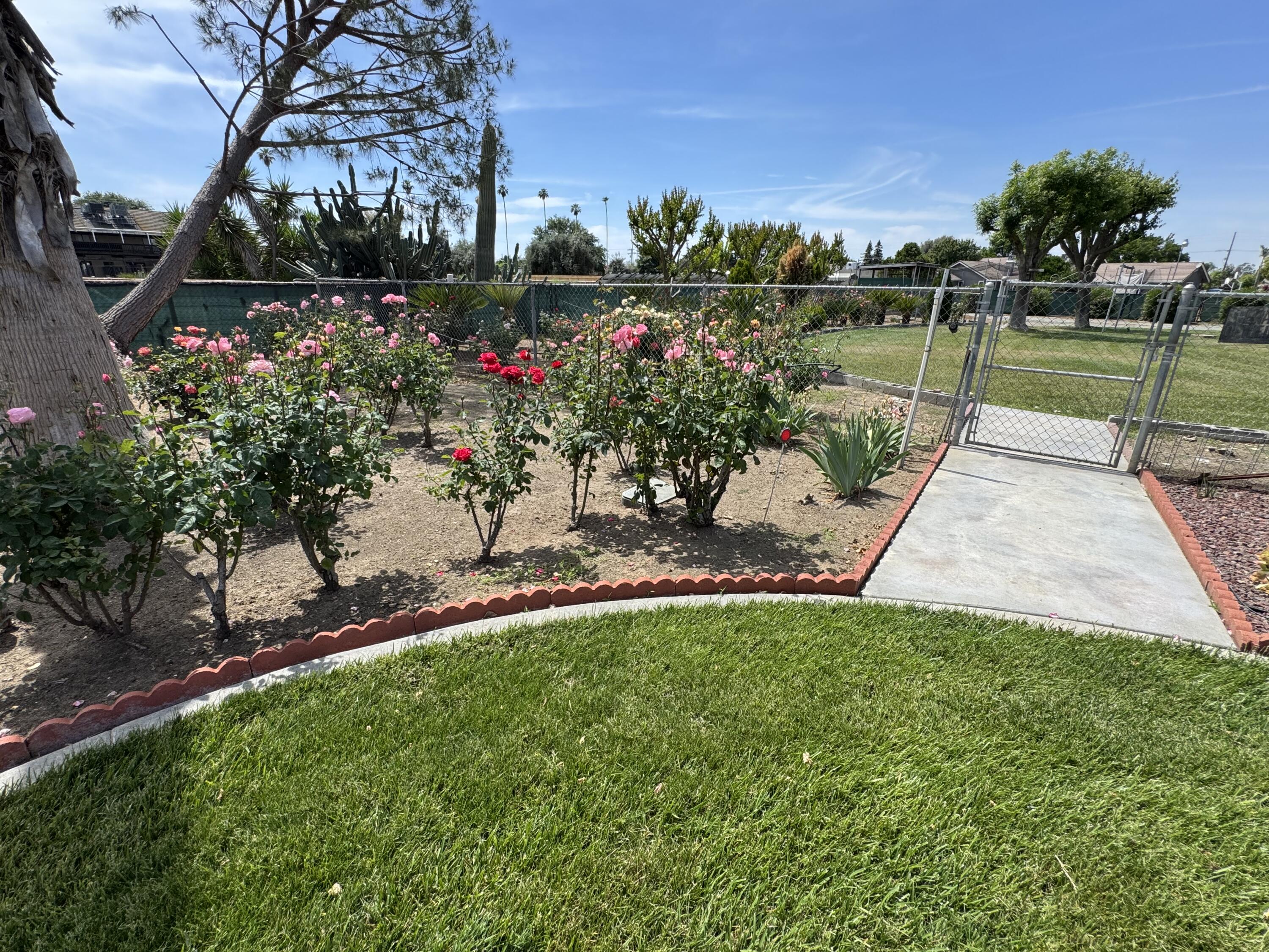 17485 Dillon Ct, Porterville, CA 93257