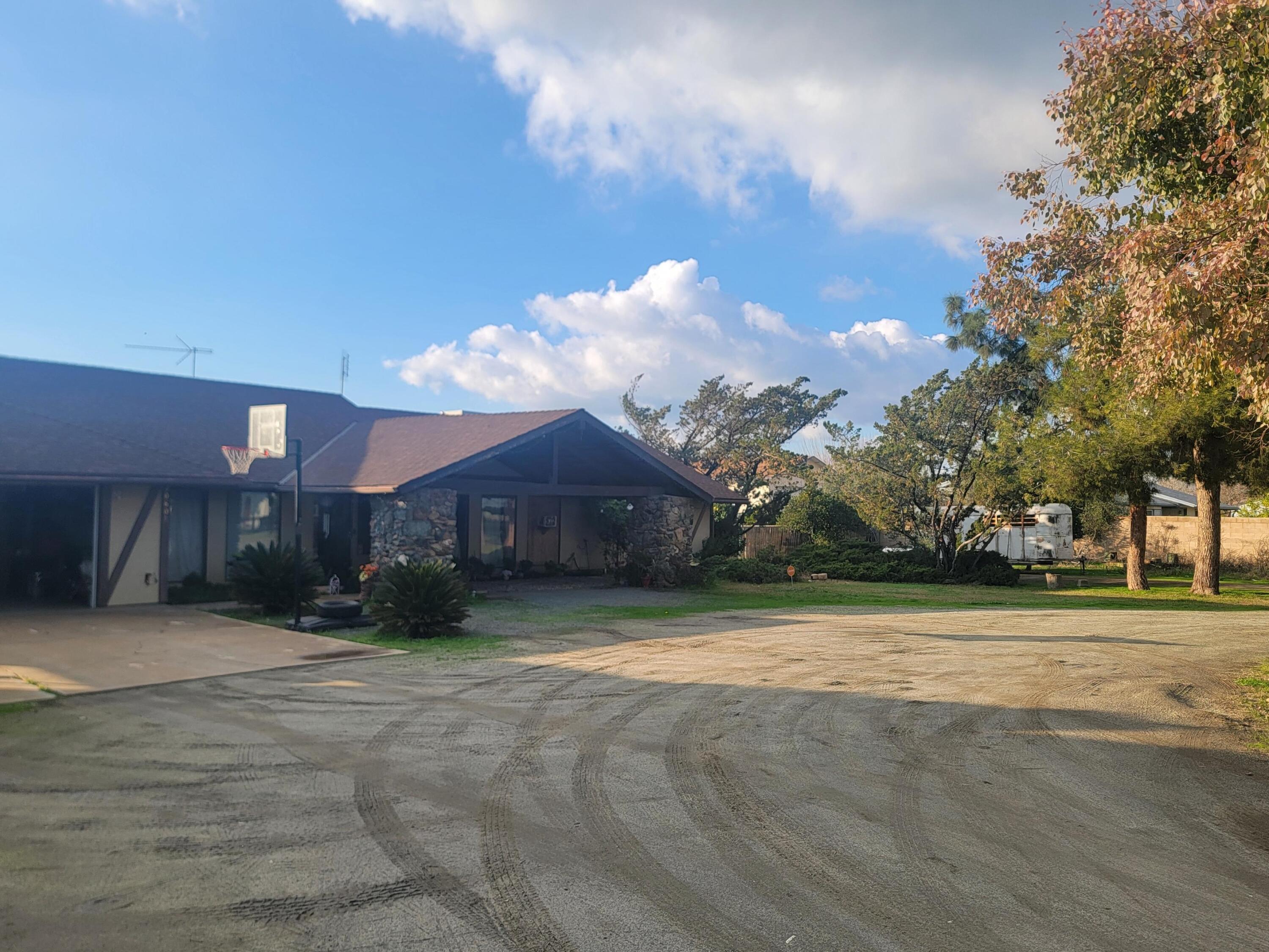 20605 Road 252 Ave, Strathmore, CA 93267