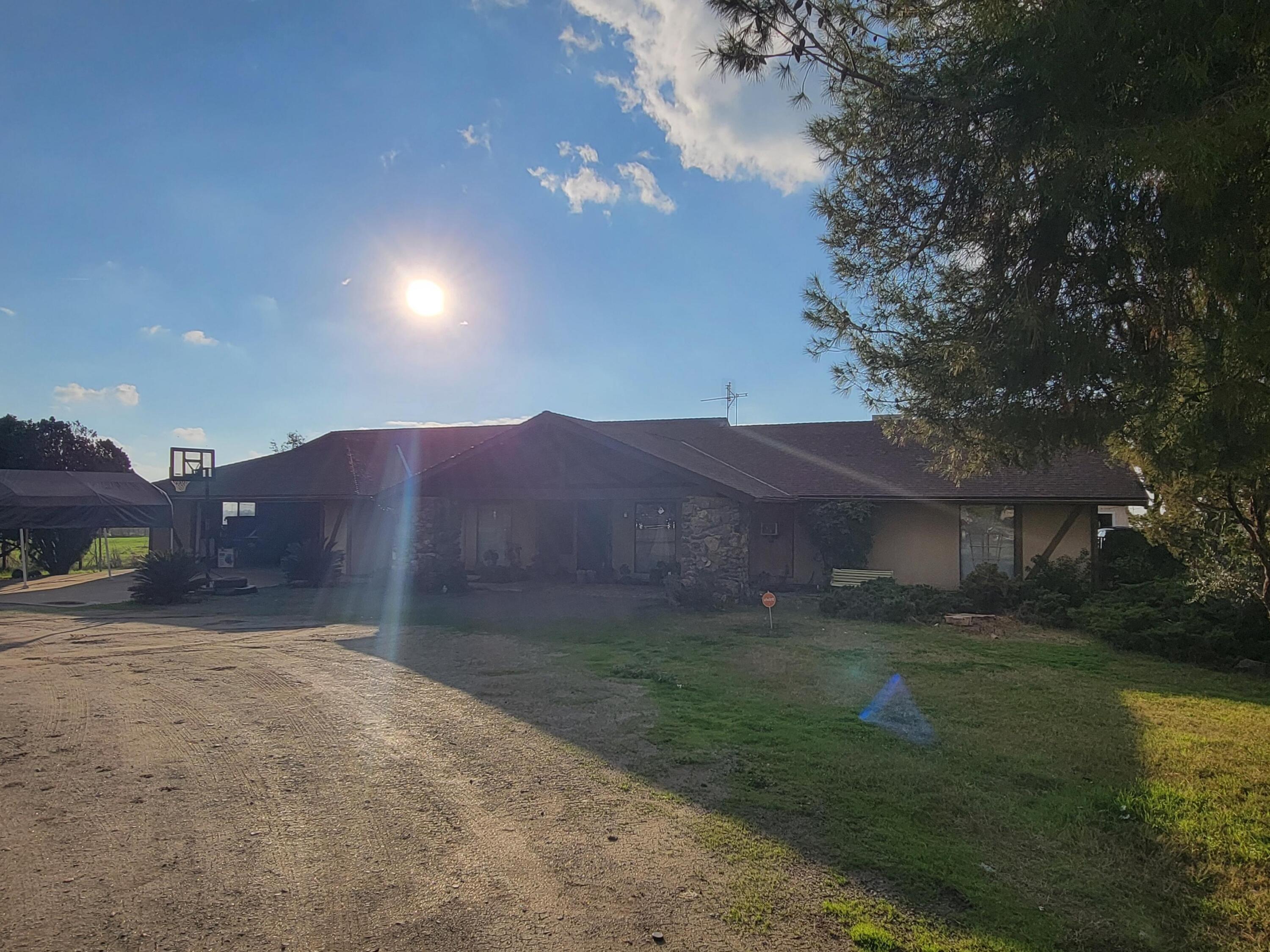 20605 Road 252 Ave, Strathmore, CA 93267