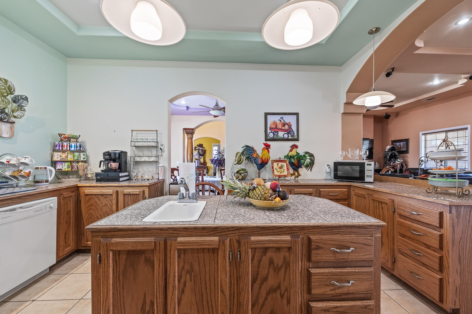 15084 18 1/2, Lemoore, CA 93245