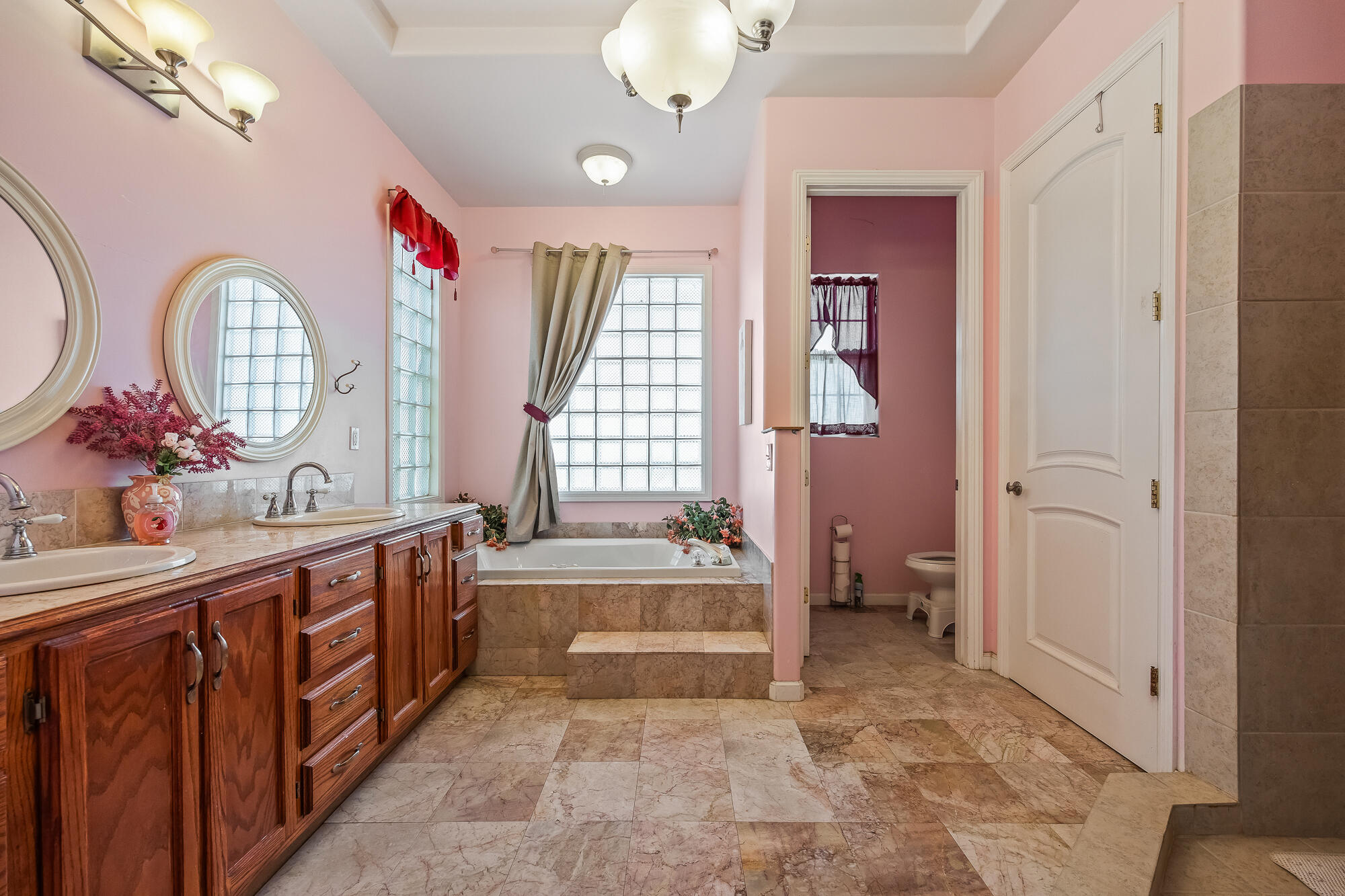 15084 18 1/2, Lemoore, CA 93245