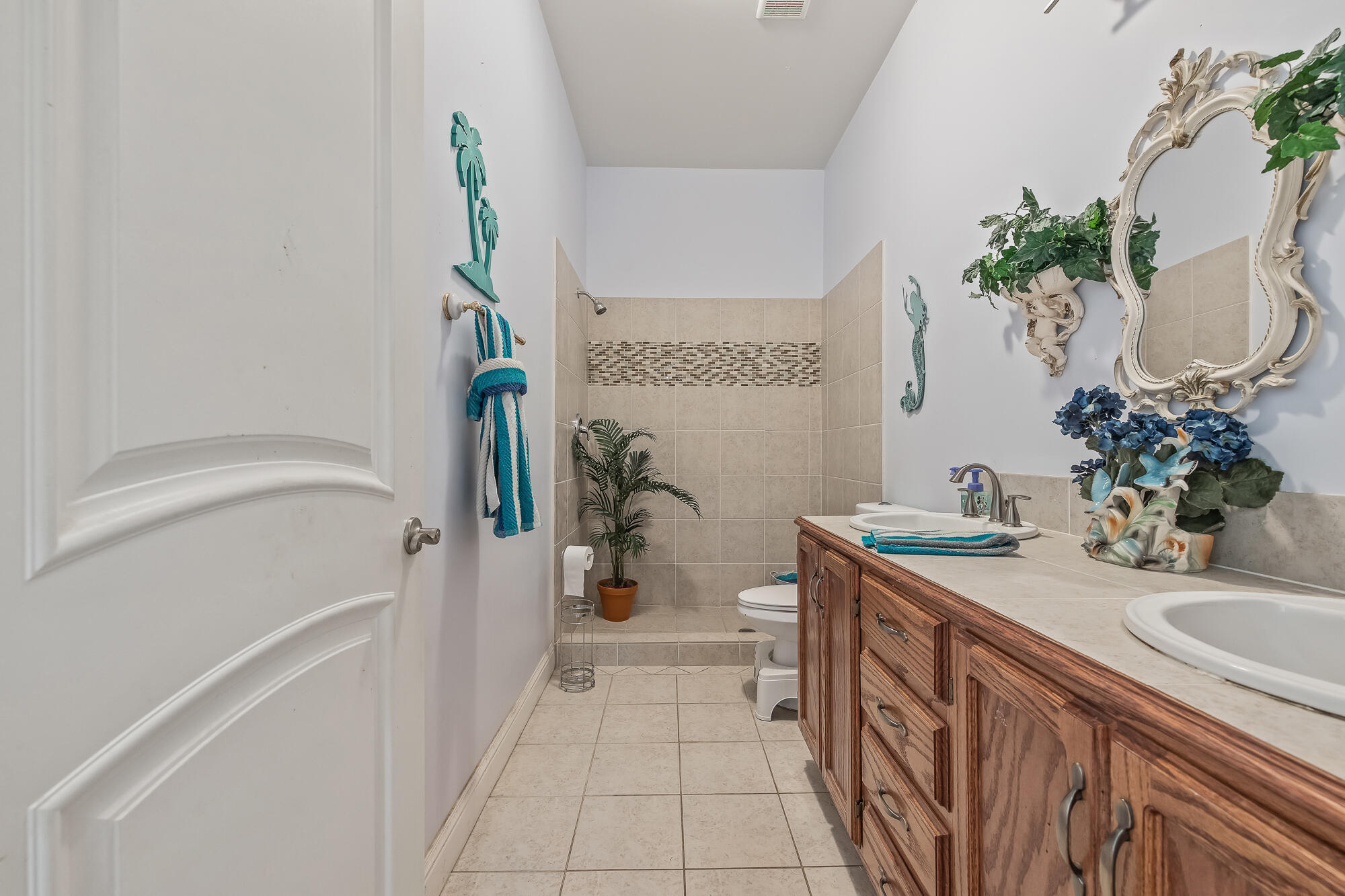 15084 18 1/2, Lemoore, CA 93245