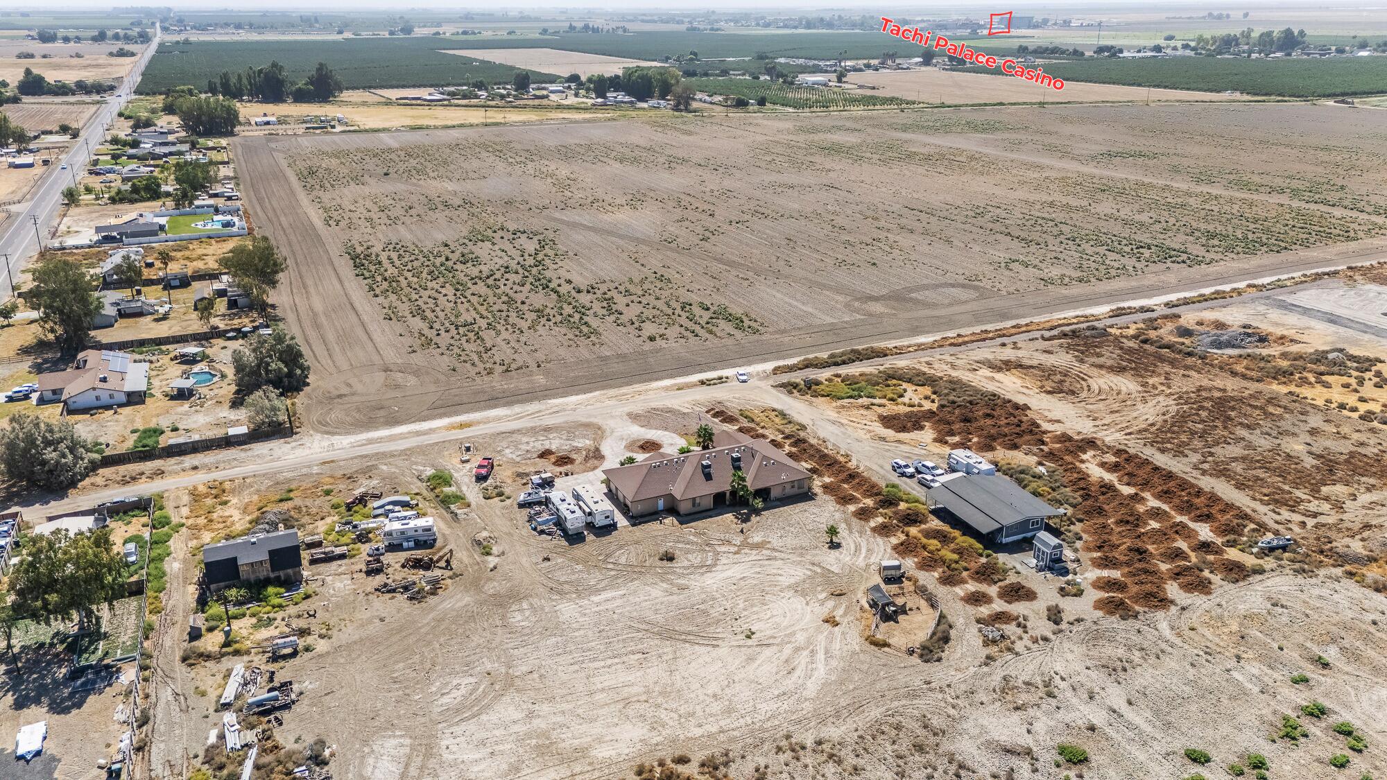 15084 18 1/2, Lemoore, CA 93245