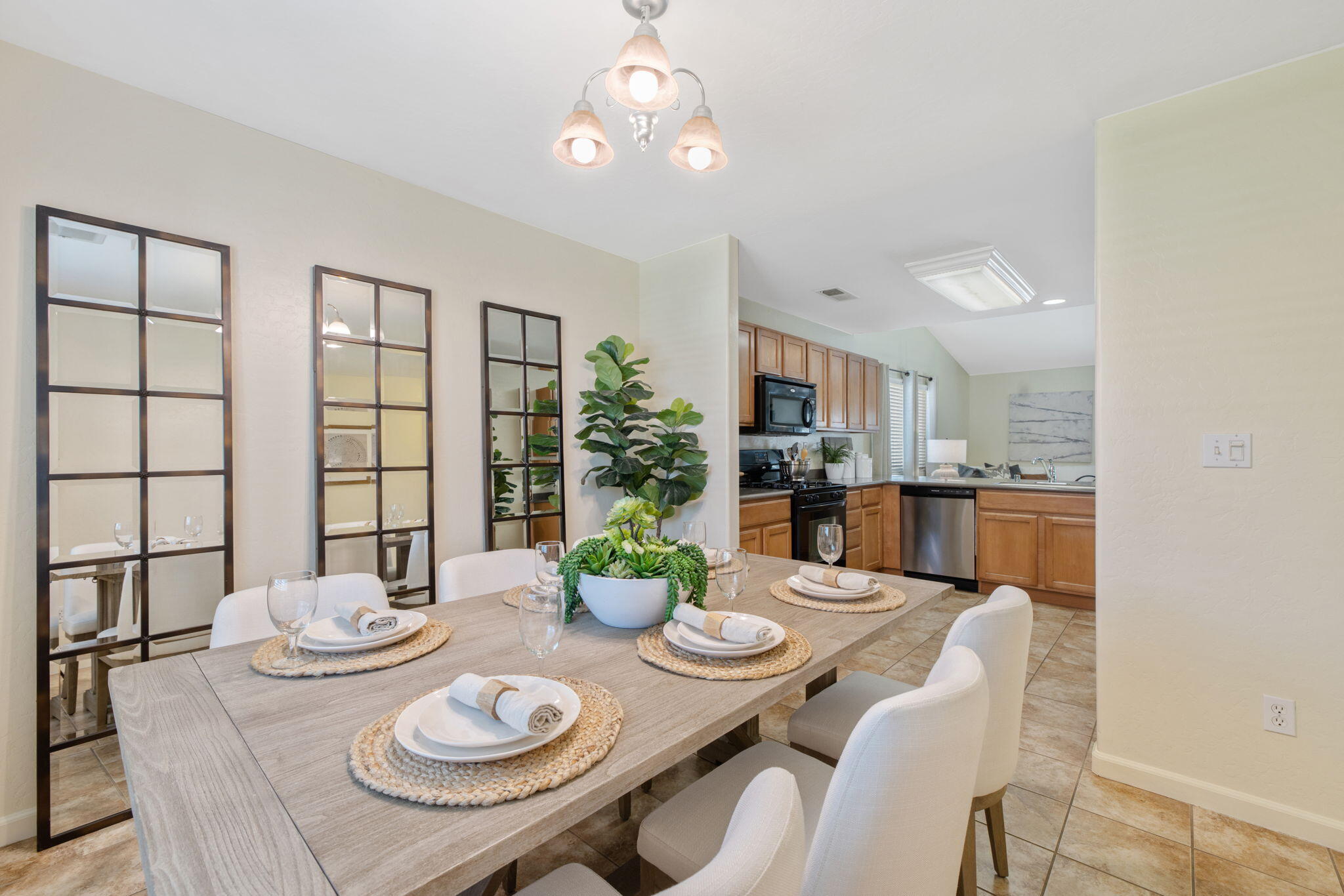 4650 W Rialto Ave, Visalia, CA 93277