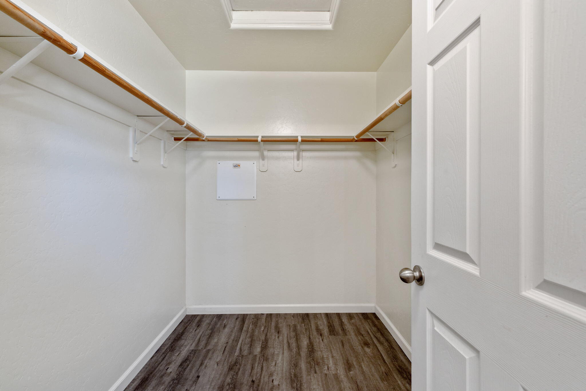 4650 W Rialto Ave, Visalia, CA 93277