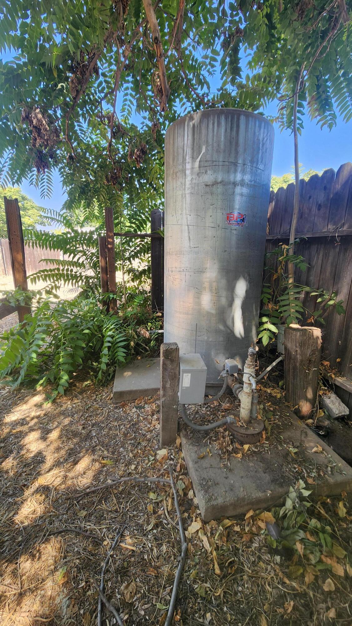 2395 E Springville #A, Porterville, CA 93257