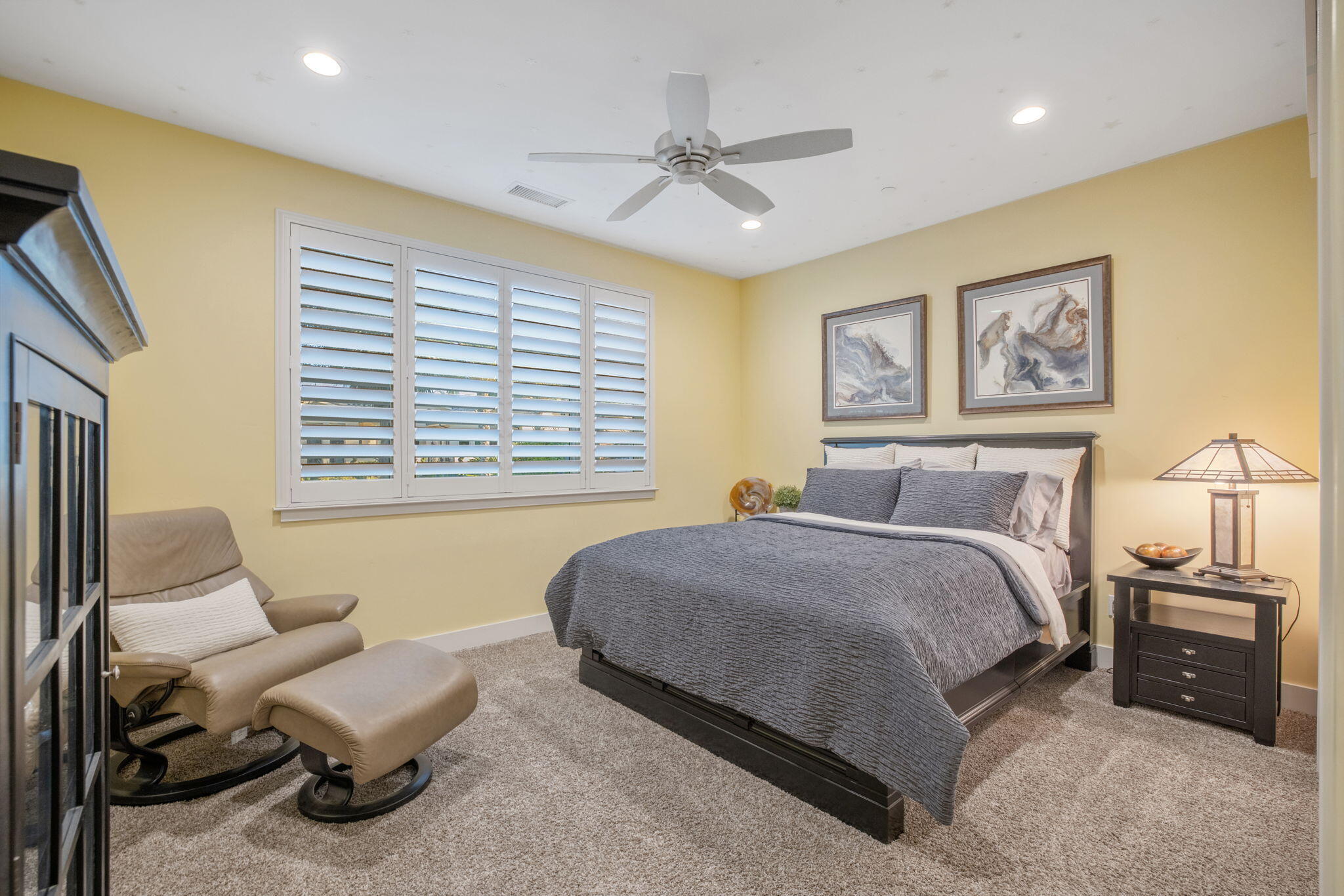 4738 W Crystal Ct, Visalia, CA 93291