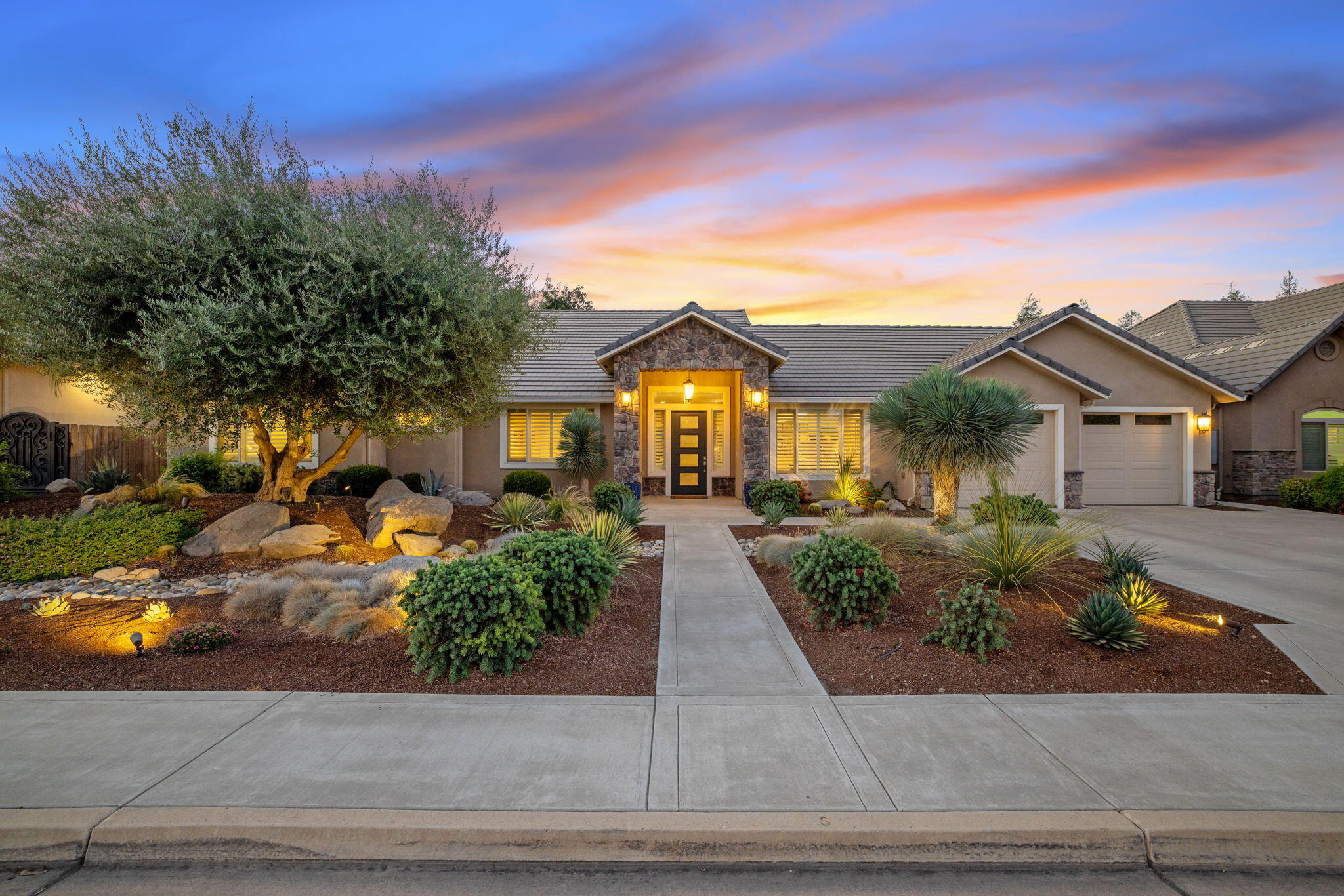 4738 W Crystal Ct, Visalia, CA 93291