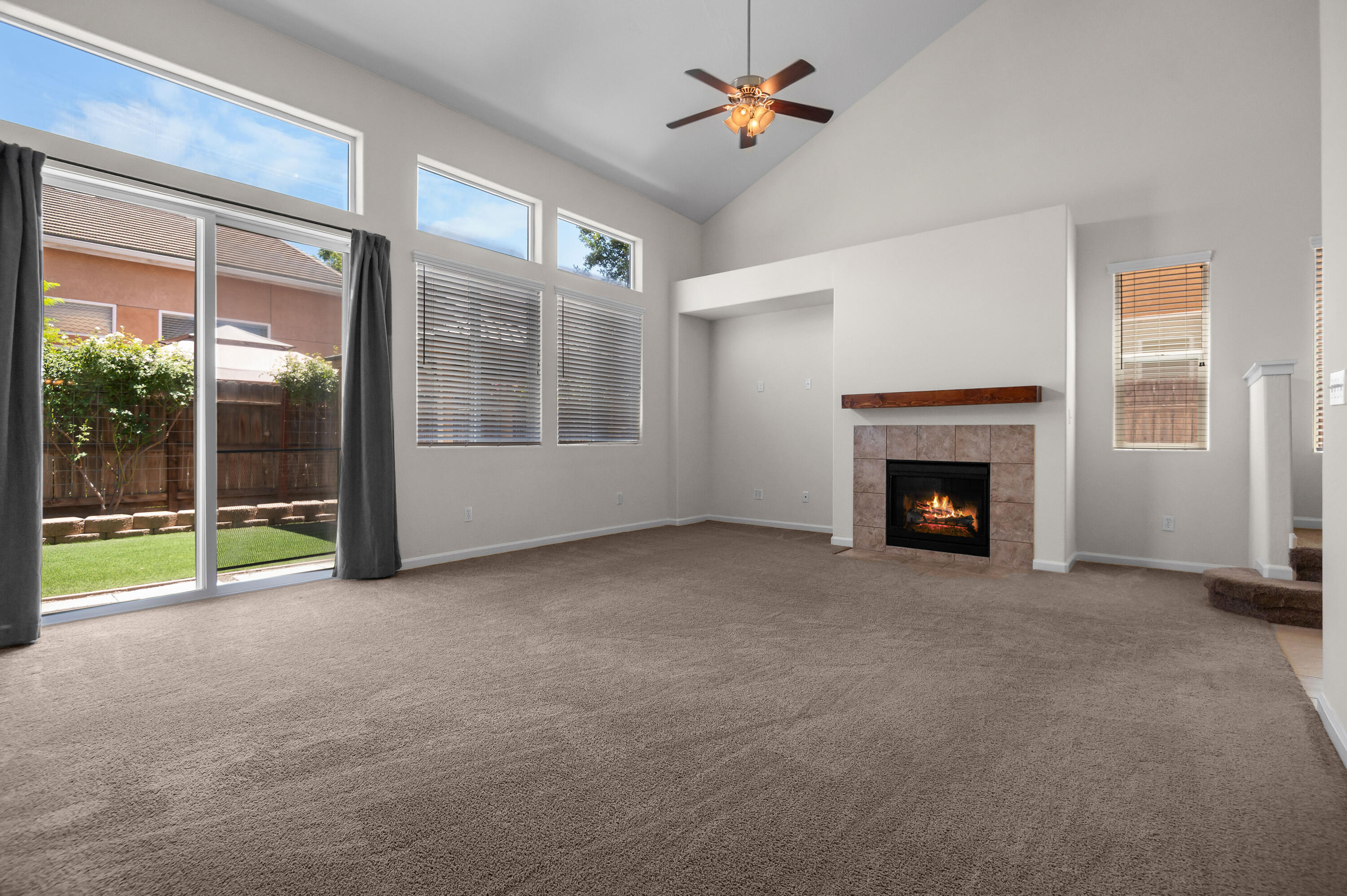 3248 N Memory St, Visalia, CA 93291