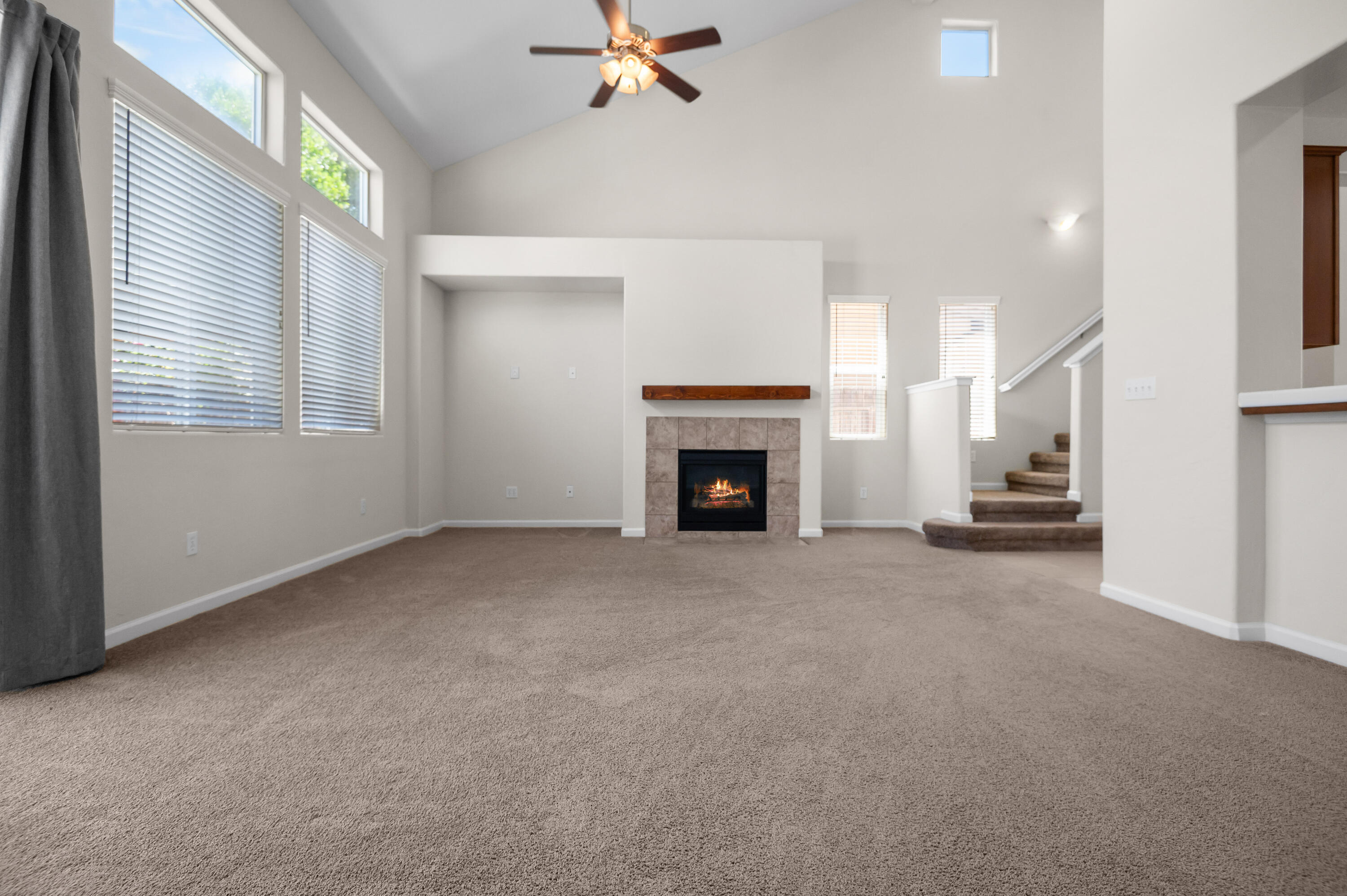 3248 N Memory St, Visalia, CA 93291