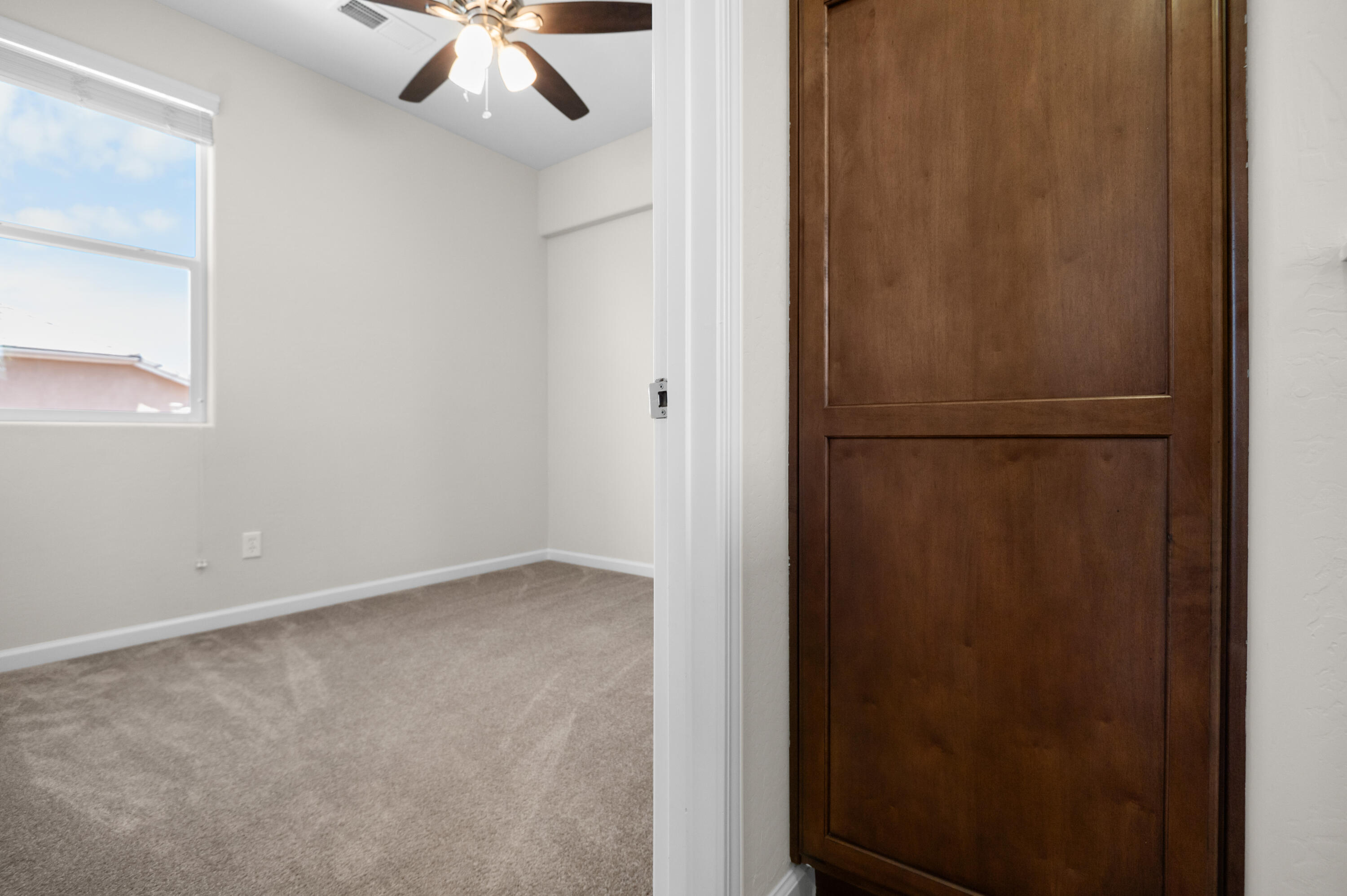 3248 N Memory St, Visalia, CA 93291