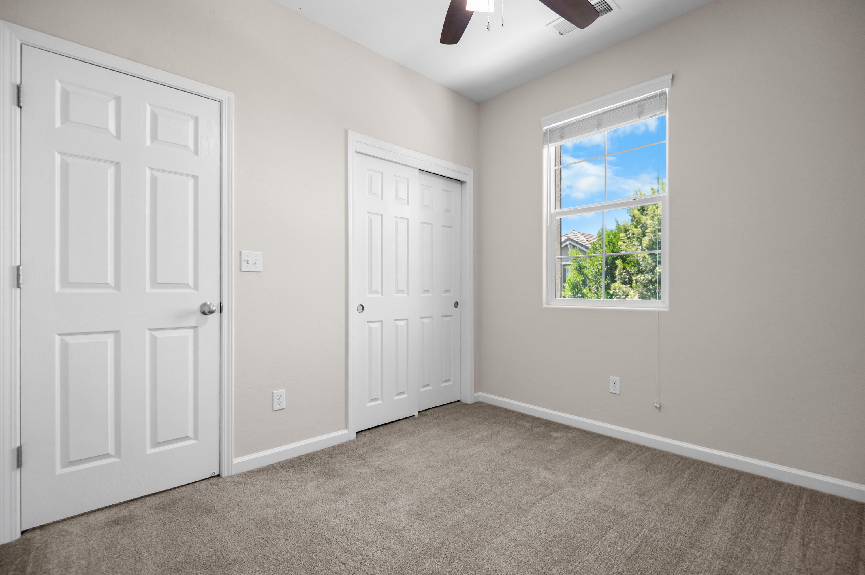 3248 N Memory St, Visalia, CA 93291