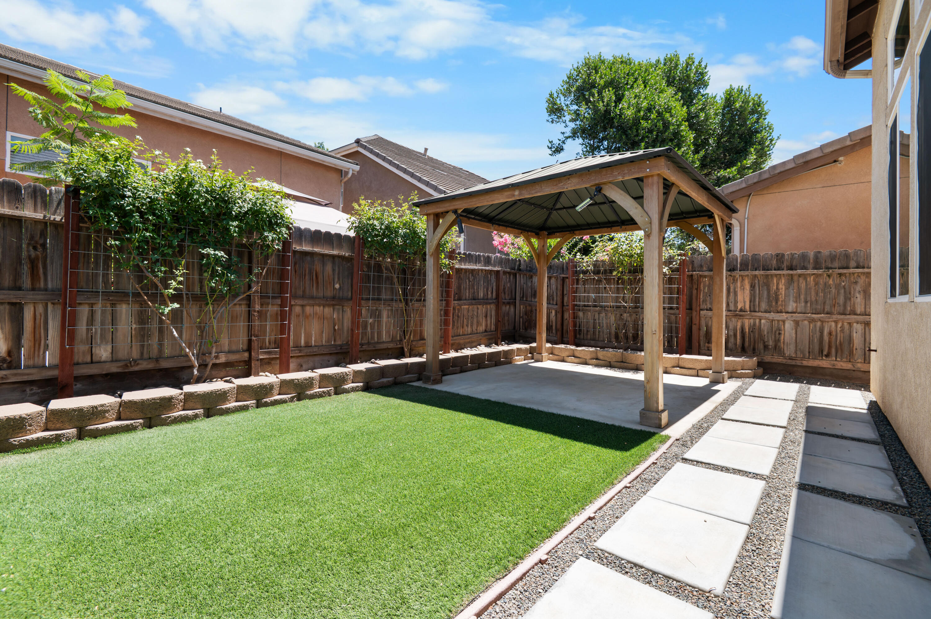 3248 N Memory St, Visalia, CA 93291