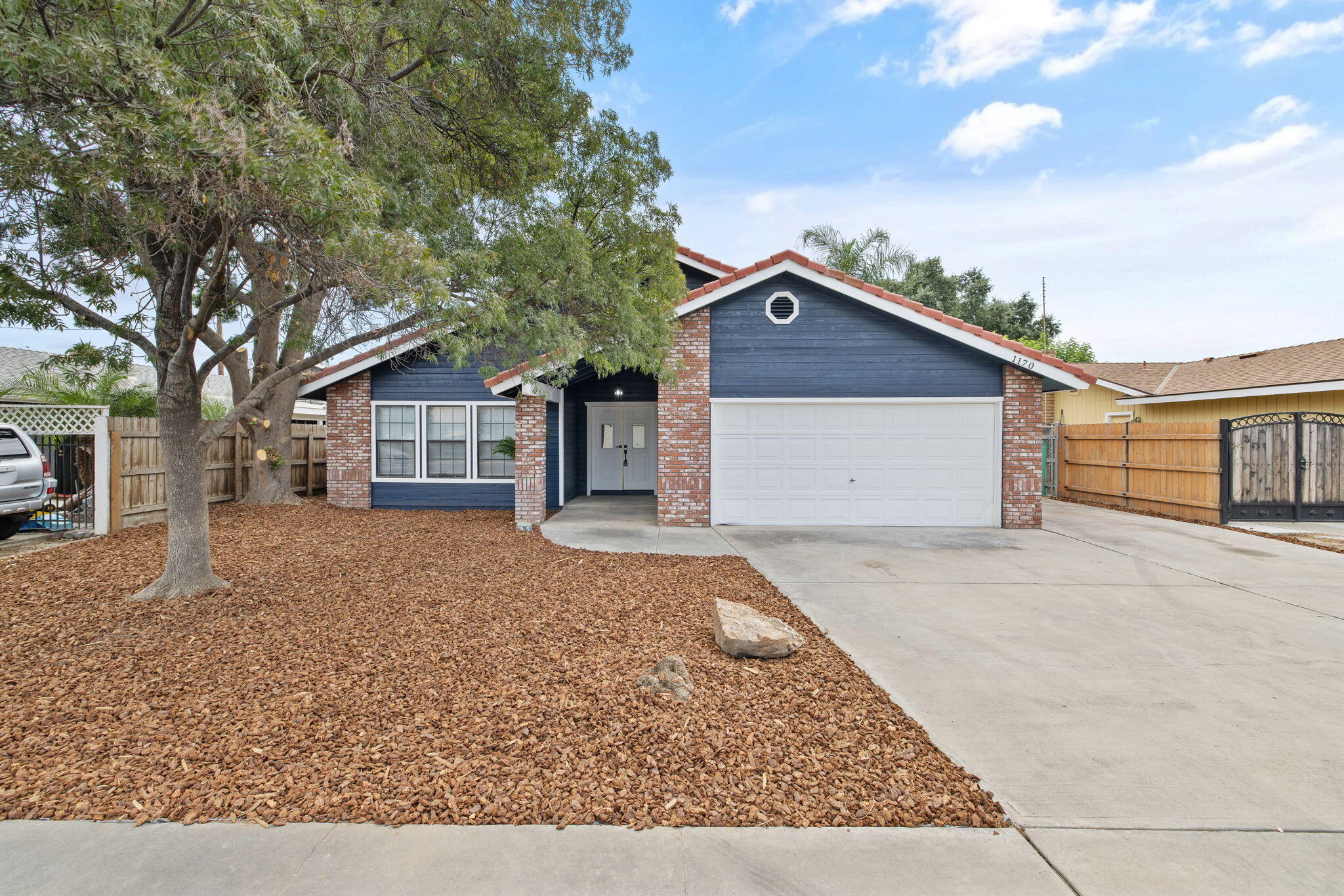 1170 N Maston St, Porterville, CA 93257