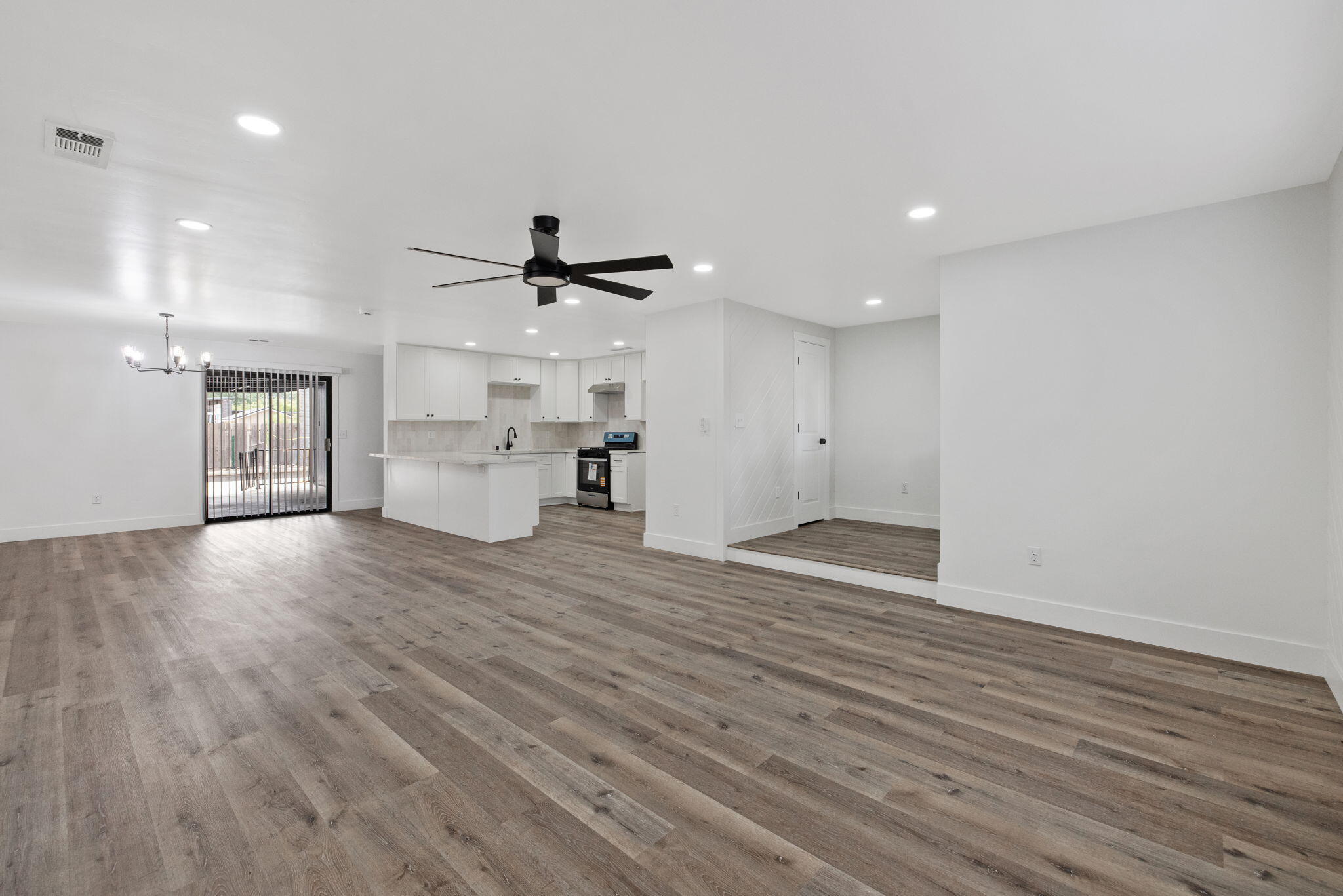 1170 N Maston St, Porterville, CA 93257