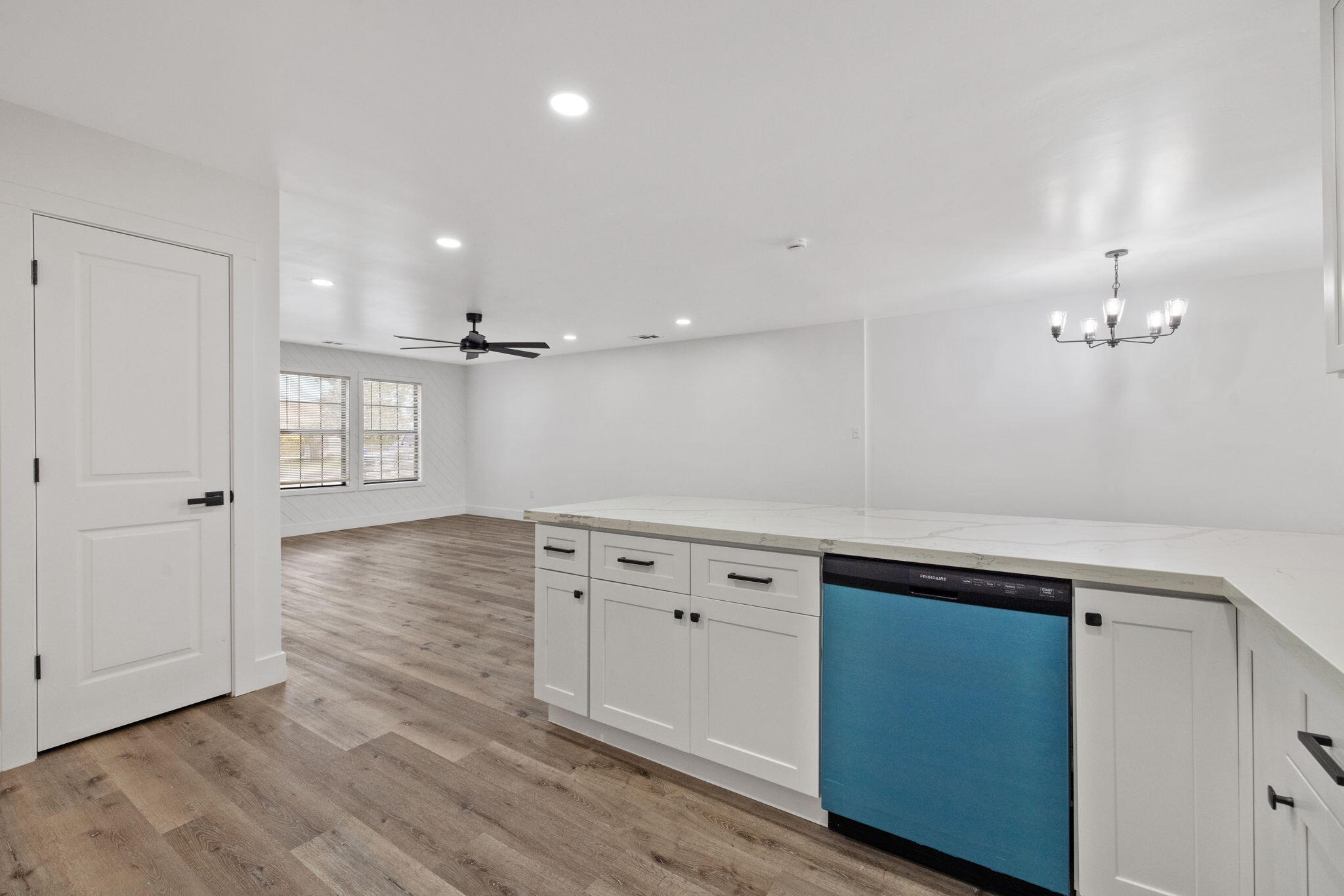 1170 N Maston St, Porterville, CA 93257