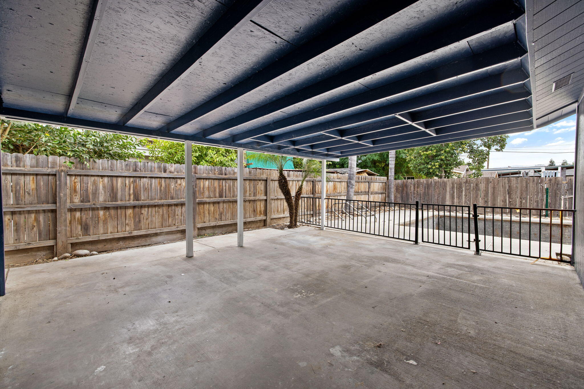 1170 N Maston St, Porterville, CA 93257