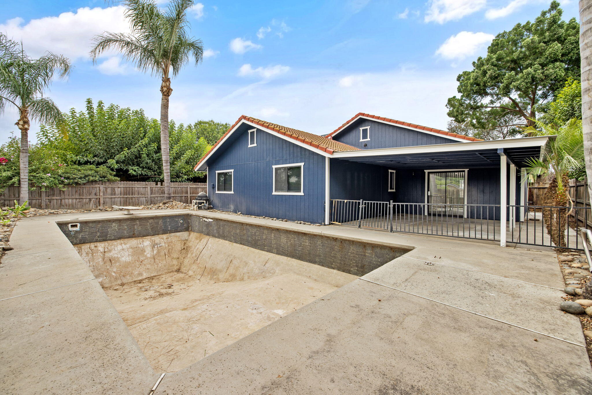 1170 N Maston St, Porterville, CA 93257