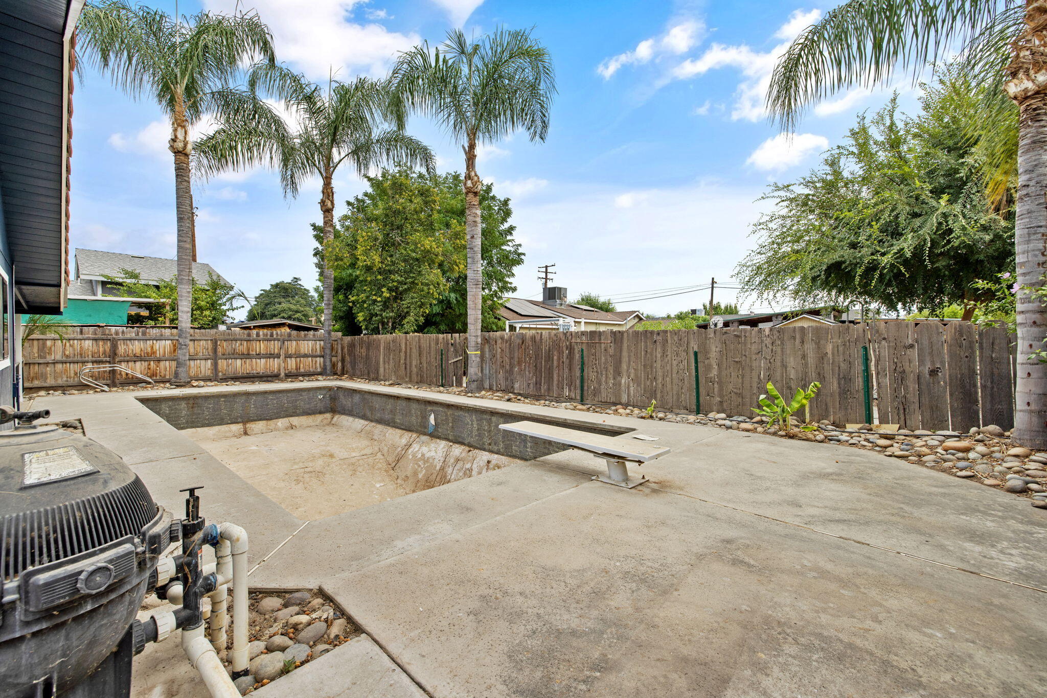 1170 N Maston St, Porterville, CA 93257