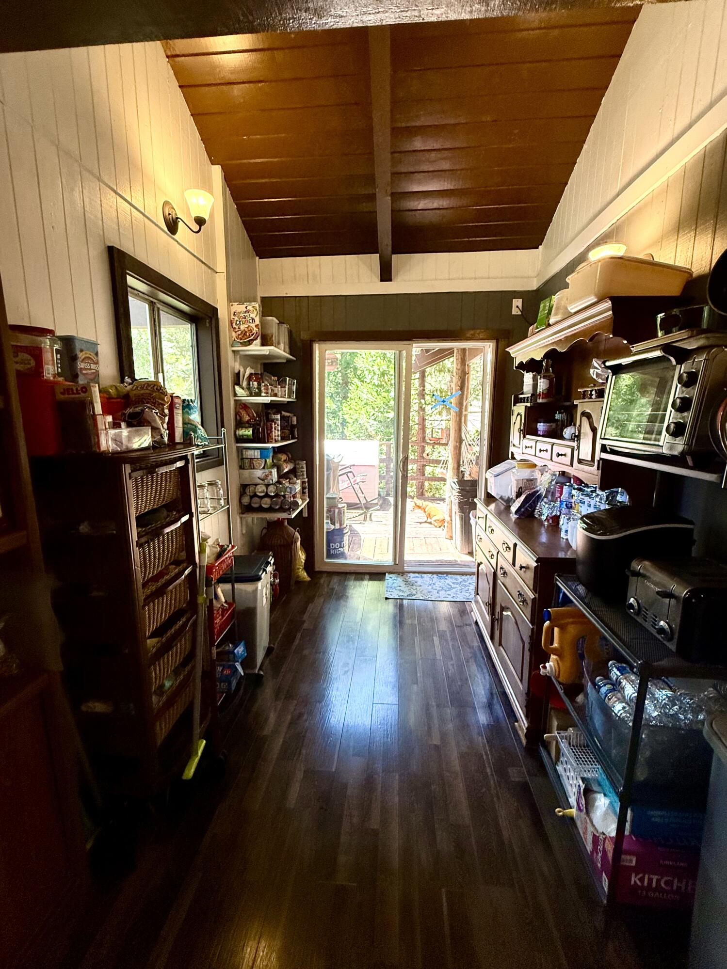 57524 Crest Dr, Springville, CA 93265