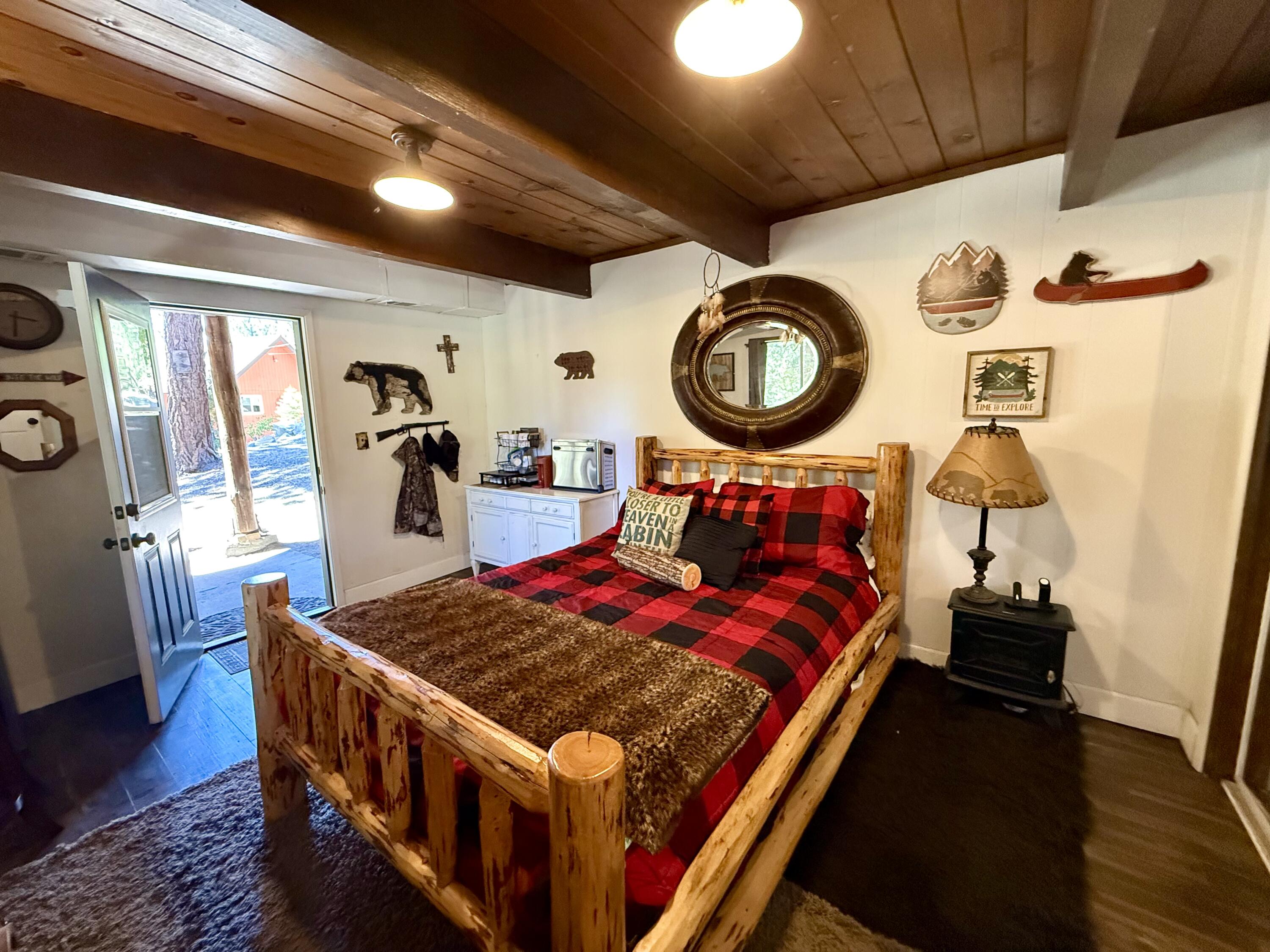 57524 Crest Dr, Springville, CA 93265
