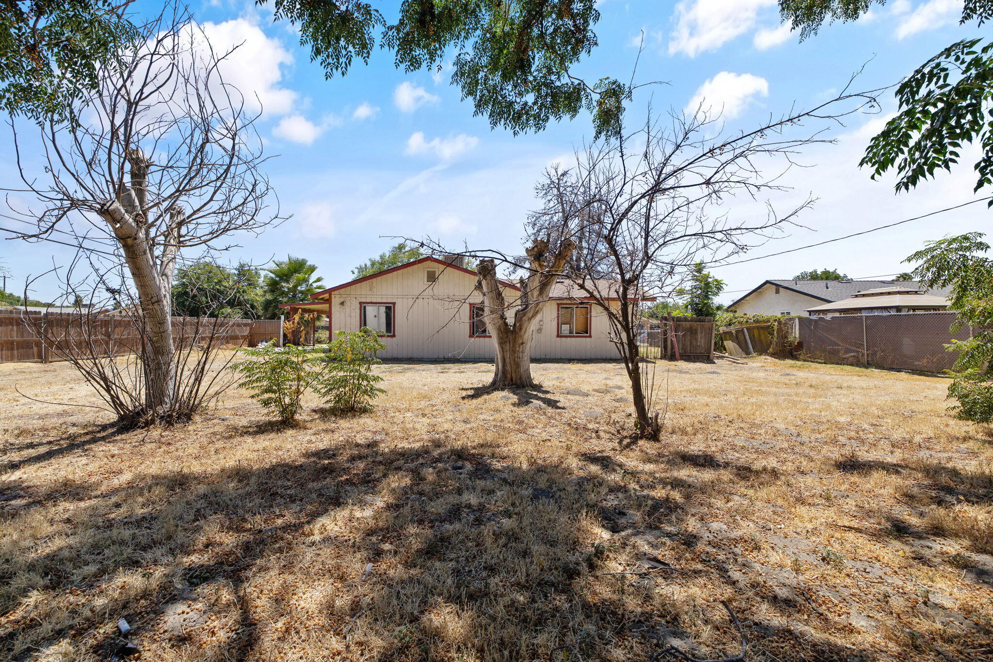 2300 Garvey Ave, Corcoran, CA 93212
