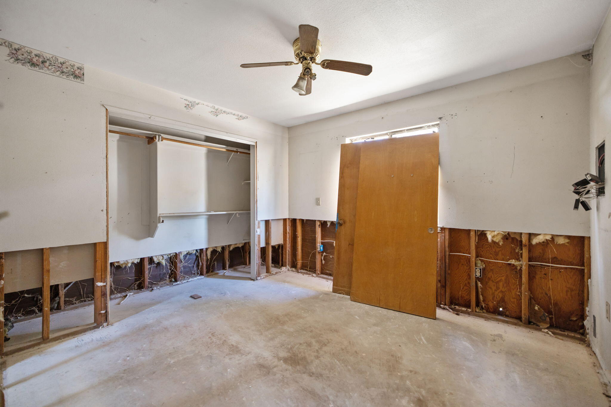 2300 Garvey Ave, Corcoran, CA 93212