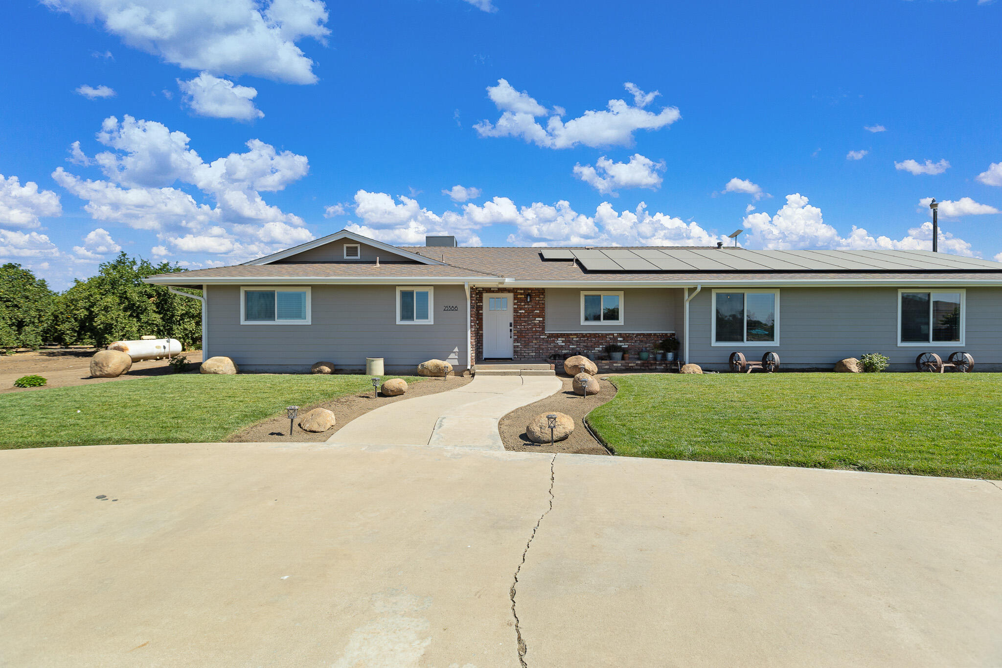 25386 Avenue 78, Terra Bella, CA 93270