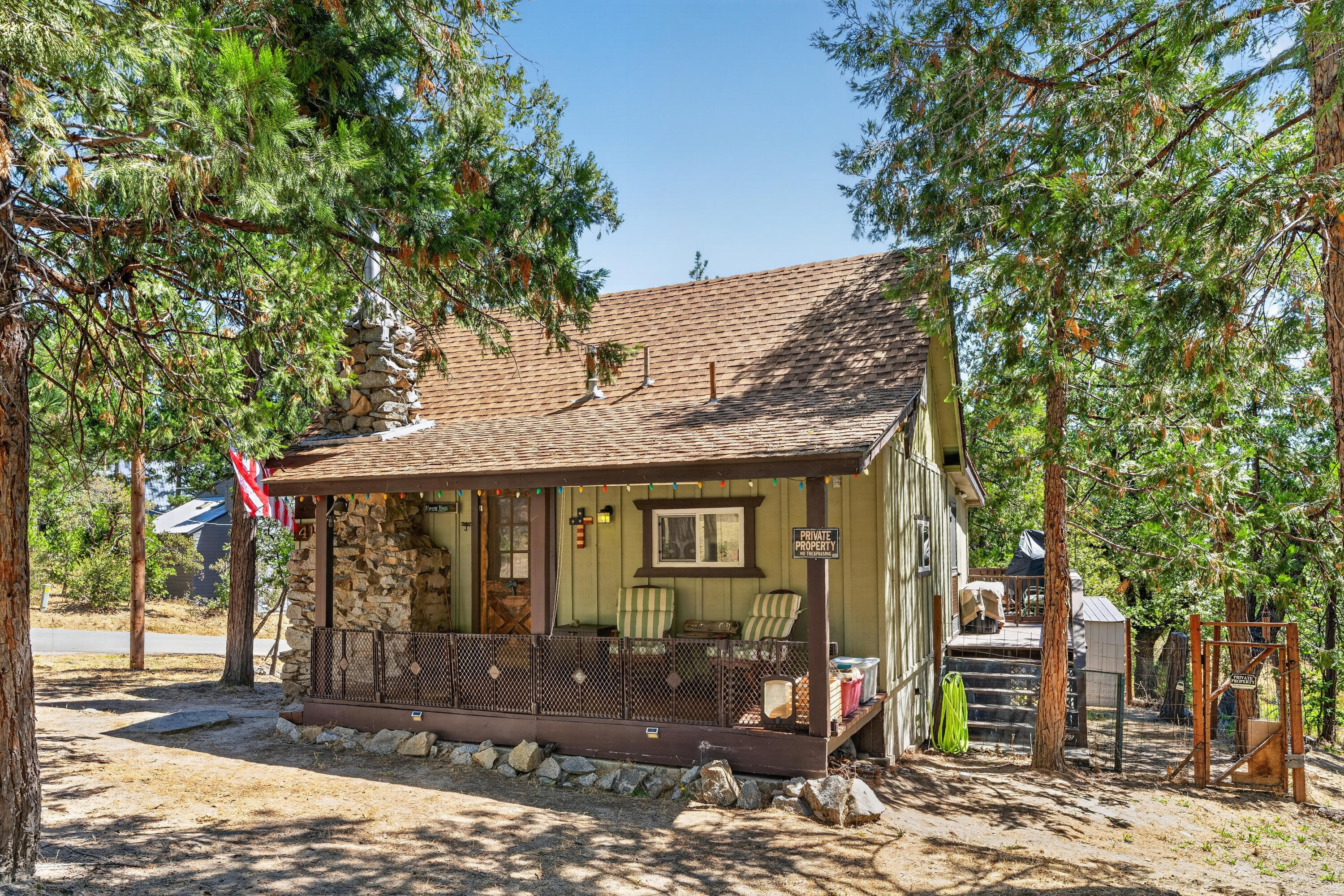 41737 Corlew Ln, Auberry, CA 93602