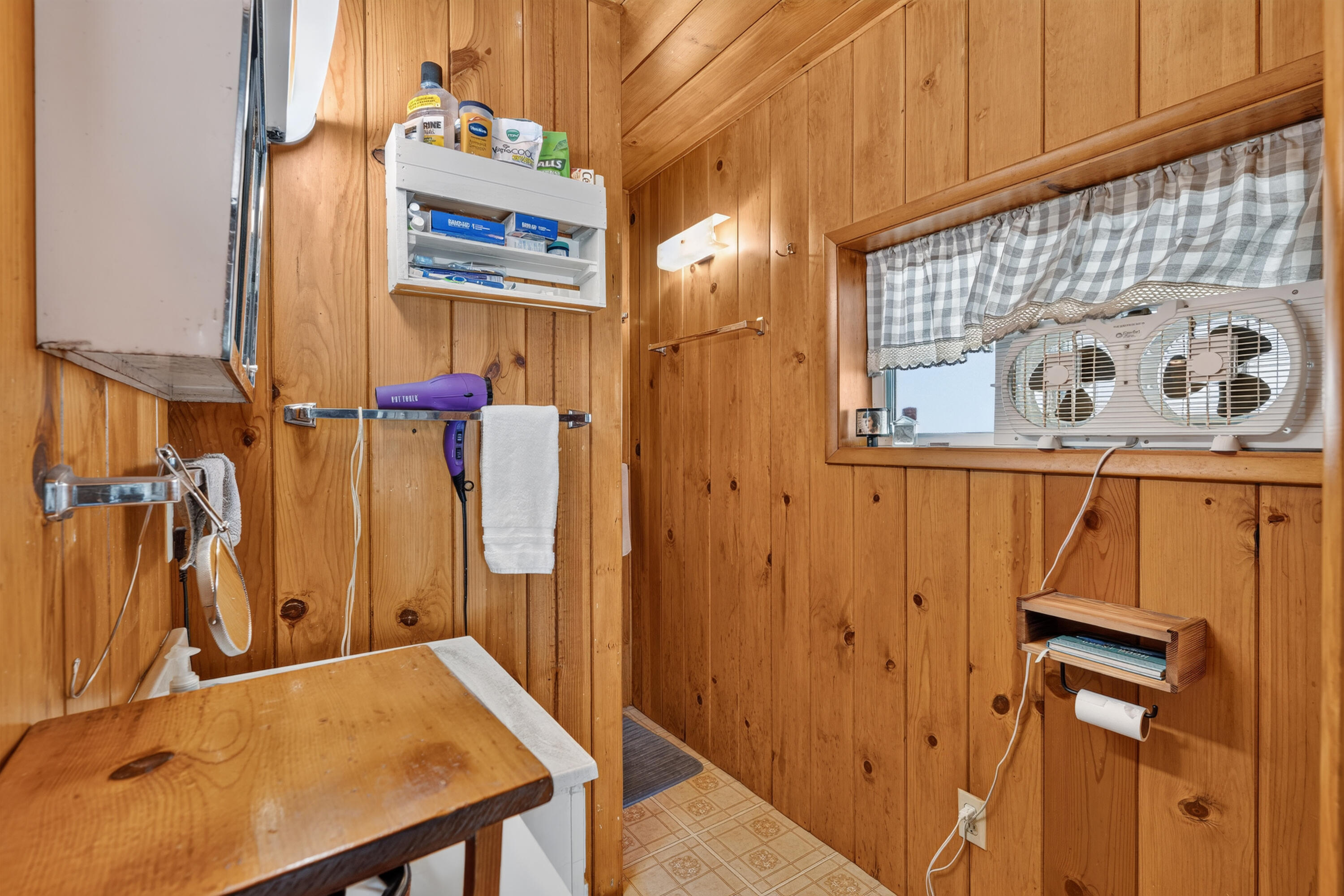 41737 Corlew Ln, Auberry, CA 93602