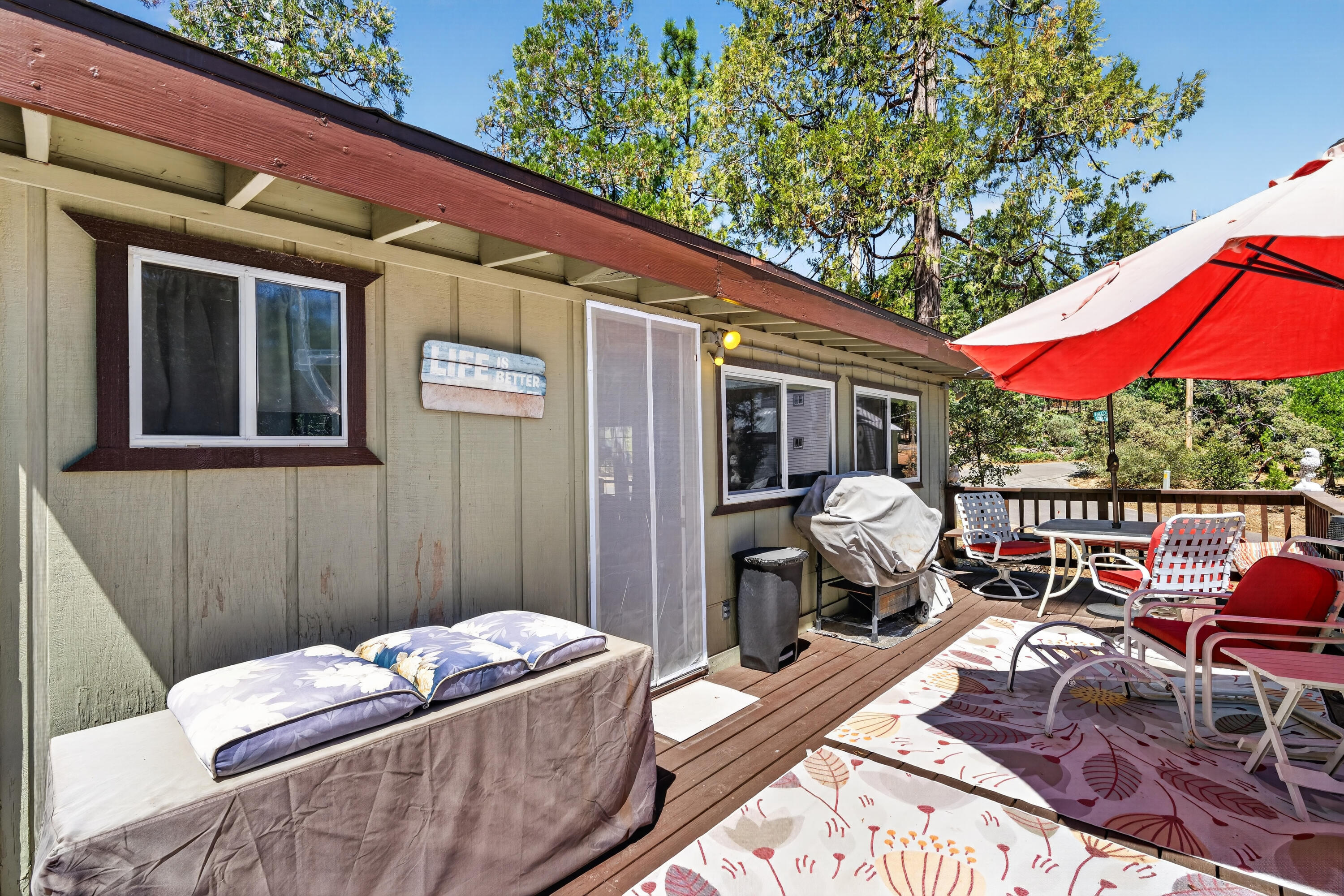 41737 Corlew Ln, Auberry, CA 93602