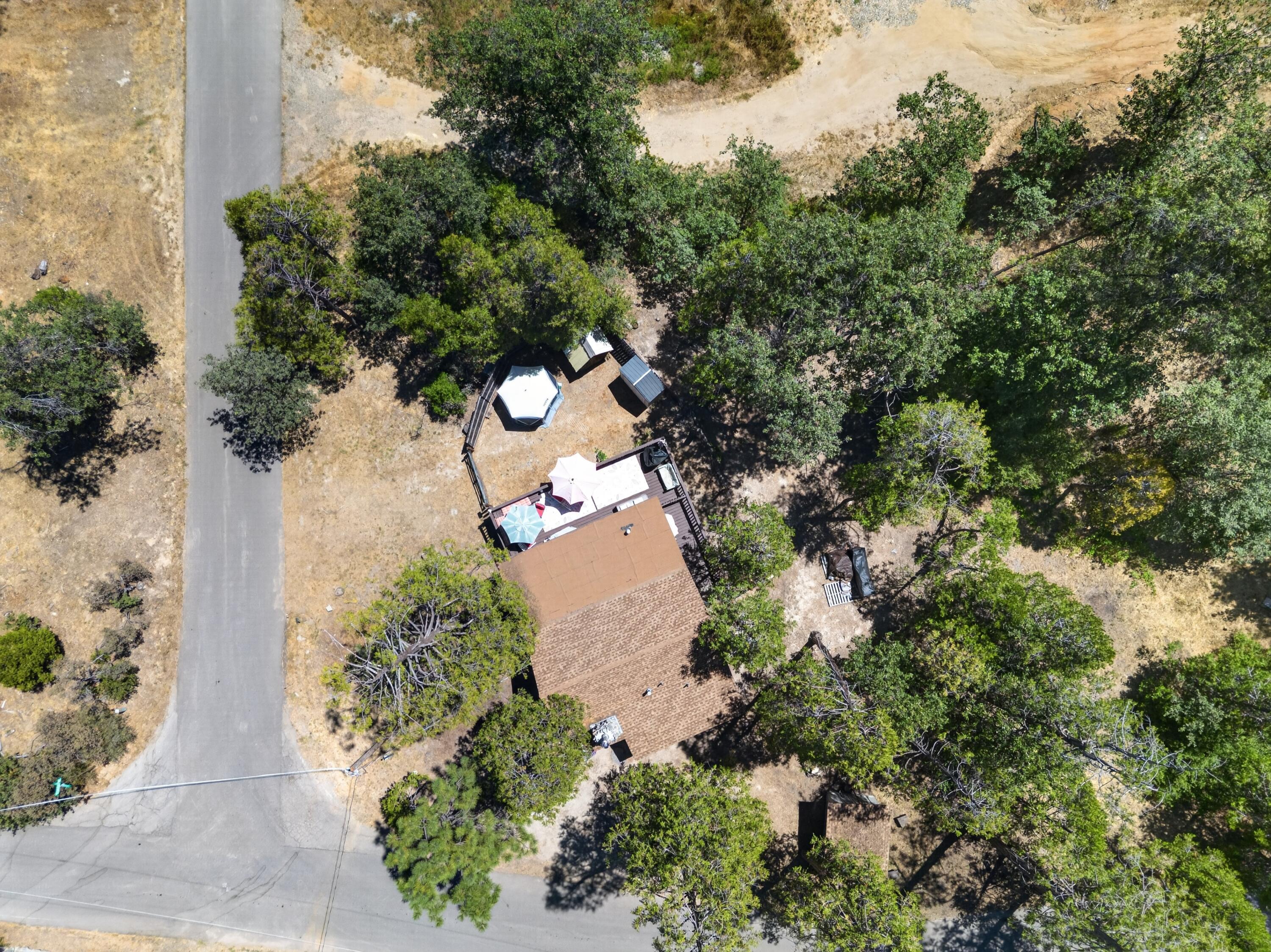 41737 Corlew Ln, Auberry, CA 93602
