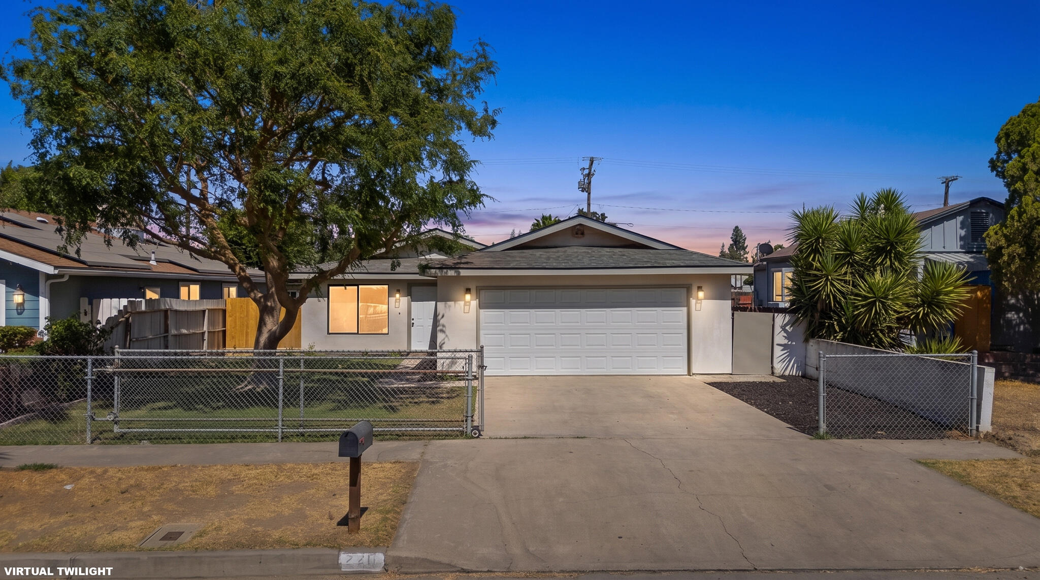 220 N C St, Tulare, CA 93274