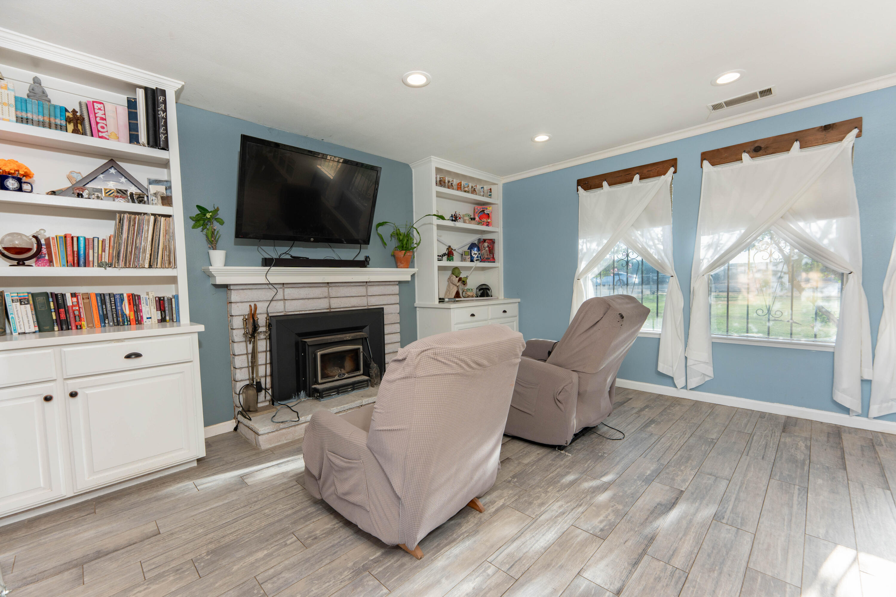 38838 Rd 140, Cutler, CA 93615