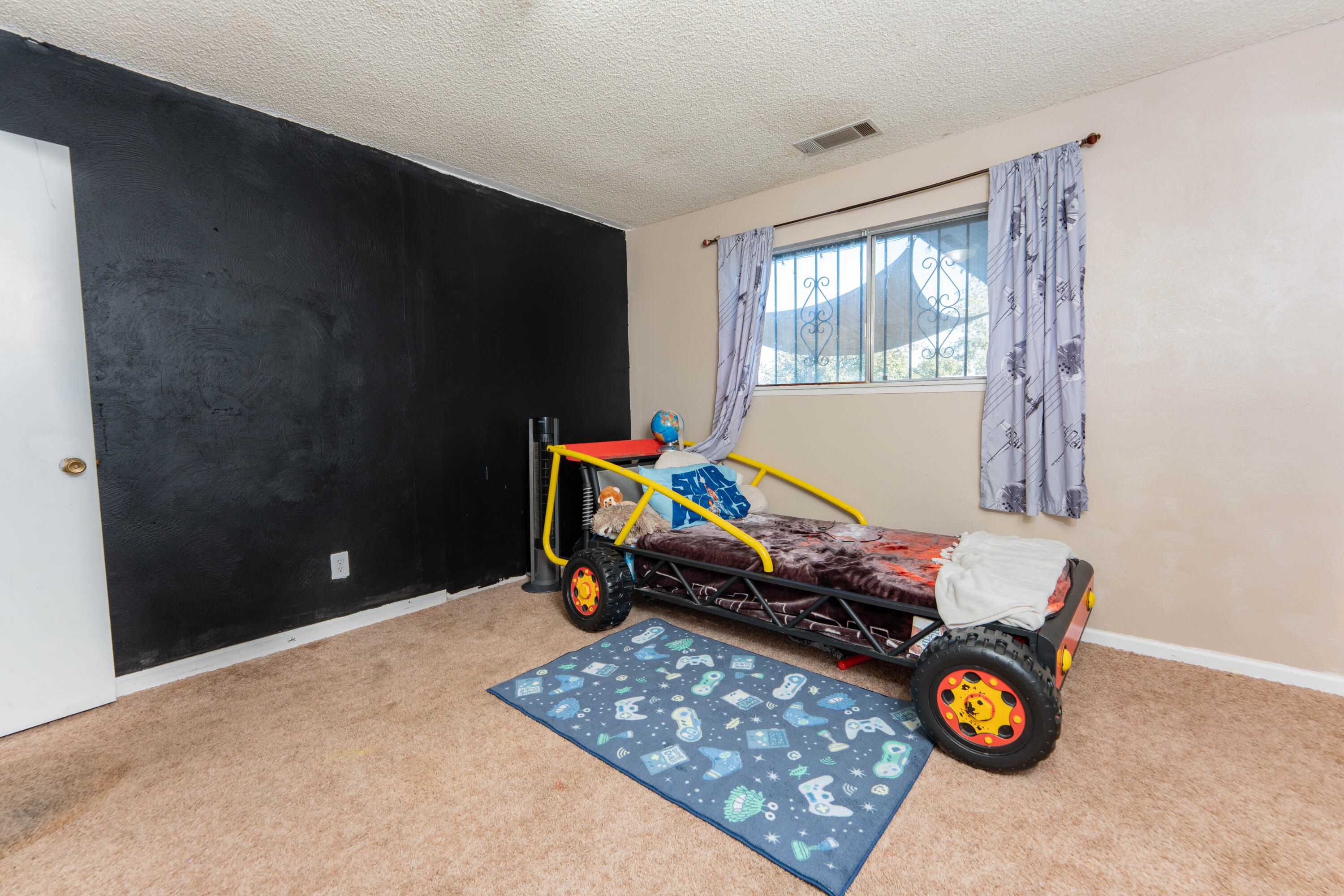 38838 Rd 140, Cutler, CA 93615